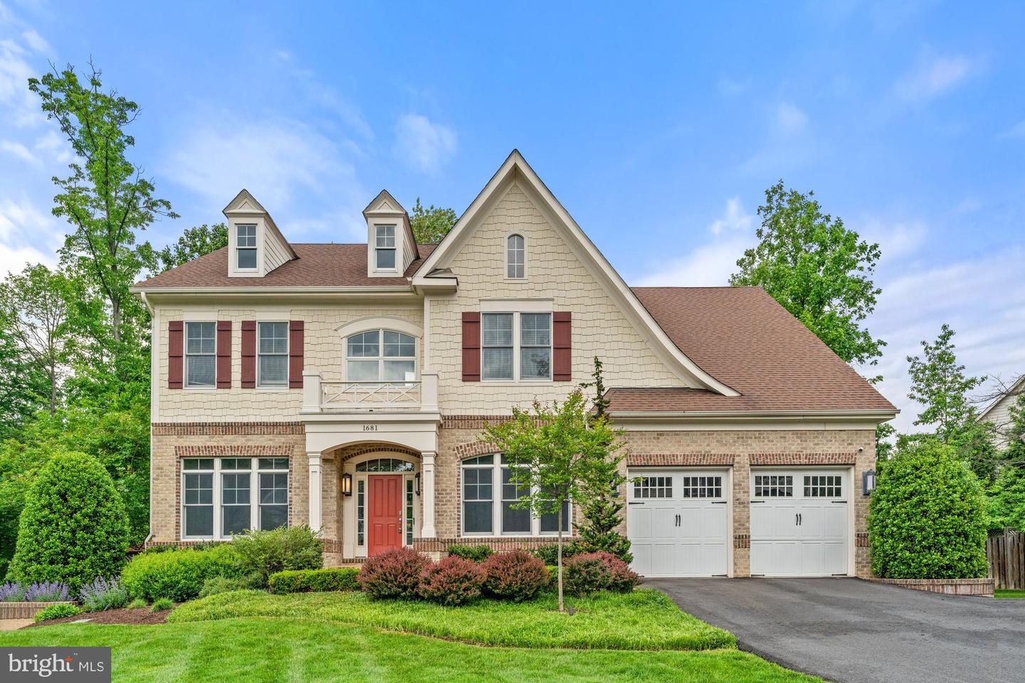 1681 DREWLAINE DR, VIENNA, Virginia 22182, 5 Bedrooms Bedrooms, ,4 BathroomsBathrooms,Residential,For sale,1681 DREWLAINE DR,VAFX2239306 MLS # VAFX2239306
