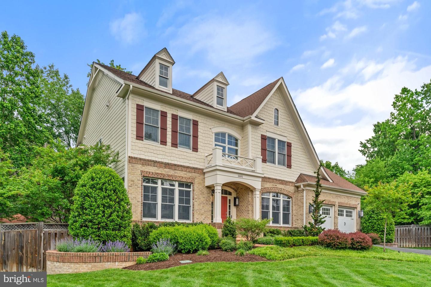 1681 DREWLAINE DR, VIENNA, Virginia 22182, 5 Bedrooms Bedrooms, ,4 BathroomsBathrooms,Residential,For sale,1681 DREWLAINE DR,VAFX2239306 MLS # VAFX2239306