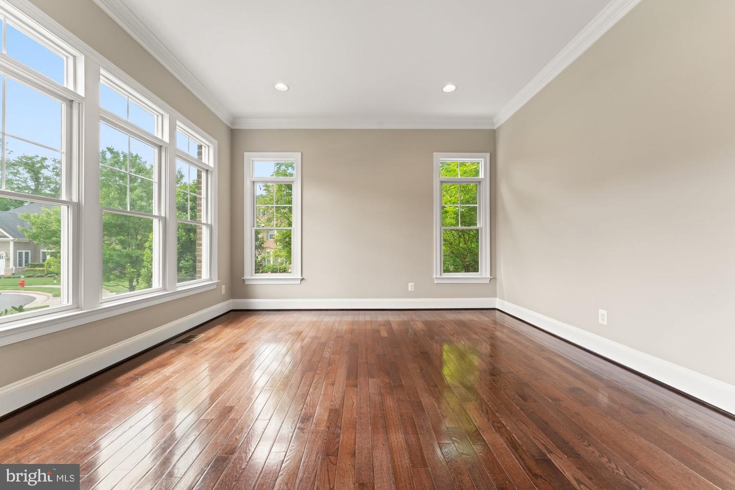 1681 DREWLAINE DR, VIENNA, Virginia 22182, 5 Bedrooms Bedrooms, ,4 BathroomsBathrooms,Residential,For sale,1681 DREWLAINE DR,VAFX2239306 MLS # VAFX2239306
