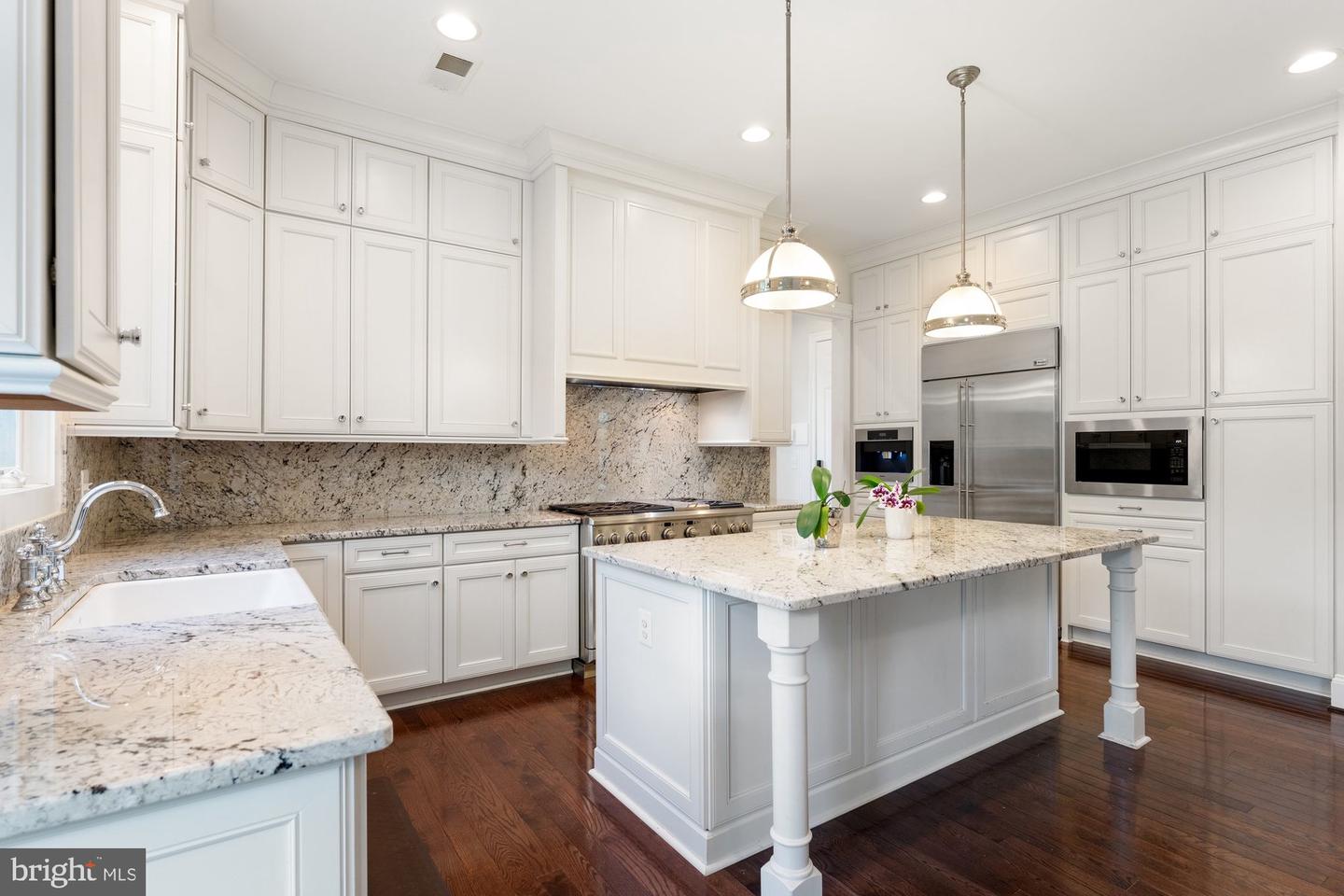 1681 DREWLAINE DR, VIENNA, Virginia 22182, 5 Bedrooms Bedrooms, ,4 BathroomsBathrooms,Residential,For sale,1681 DREWLAINE DR,VAFX2239306 MLS # VAFX2239306