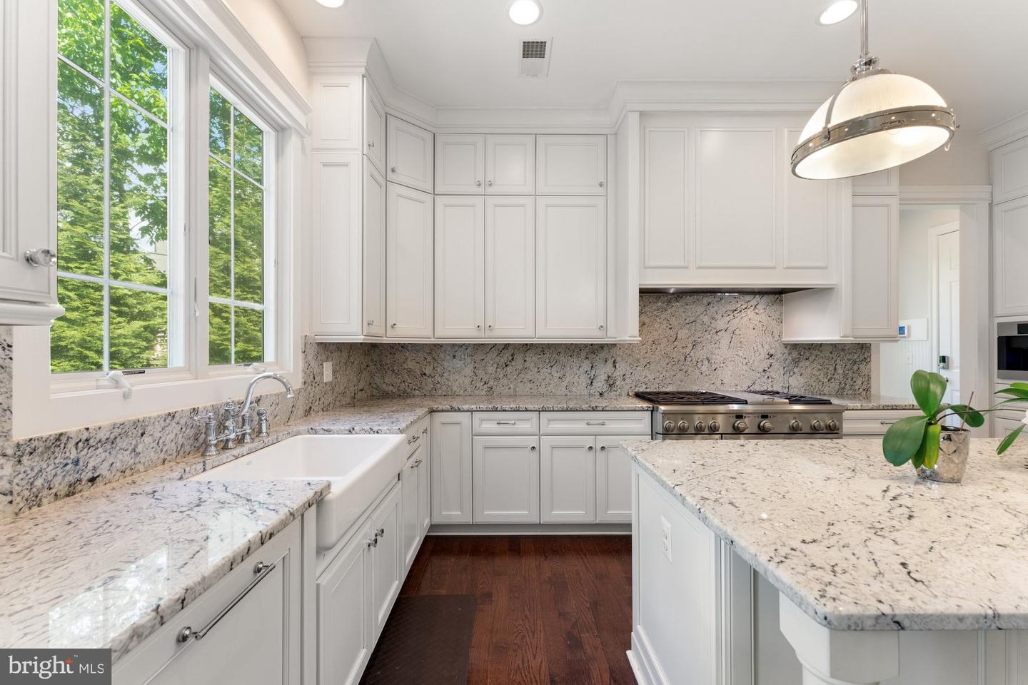 1681 DREWLAINE DR, VIENNA, Virginia 22182, 5 Bedrooms Bedrooms, ,4 BathroomsBathrooms,Residential,For sale,1681 DREWLAINE DR,VAFX2239306 MLS # VAFX2239306