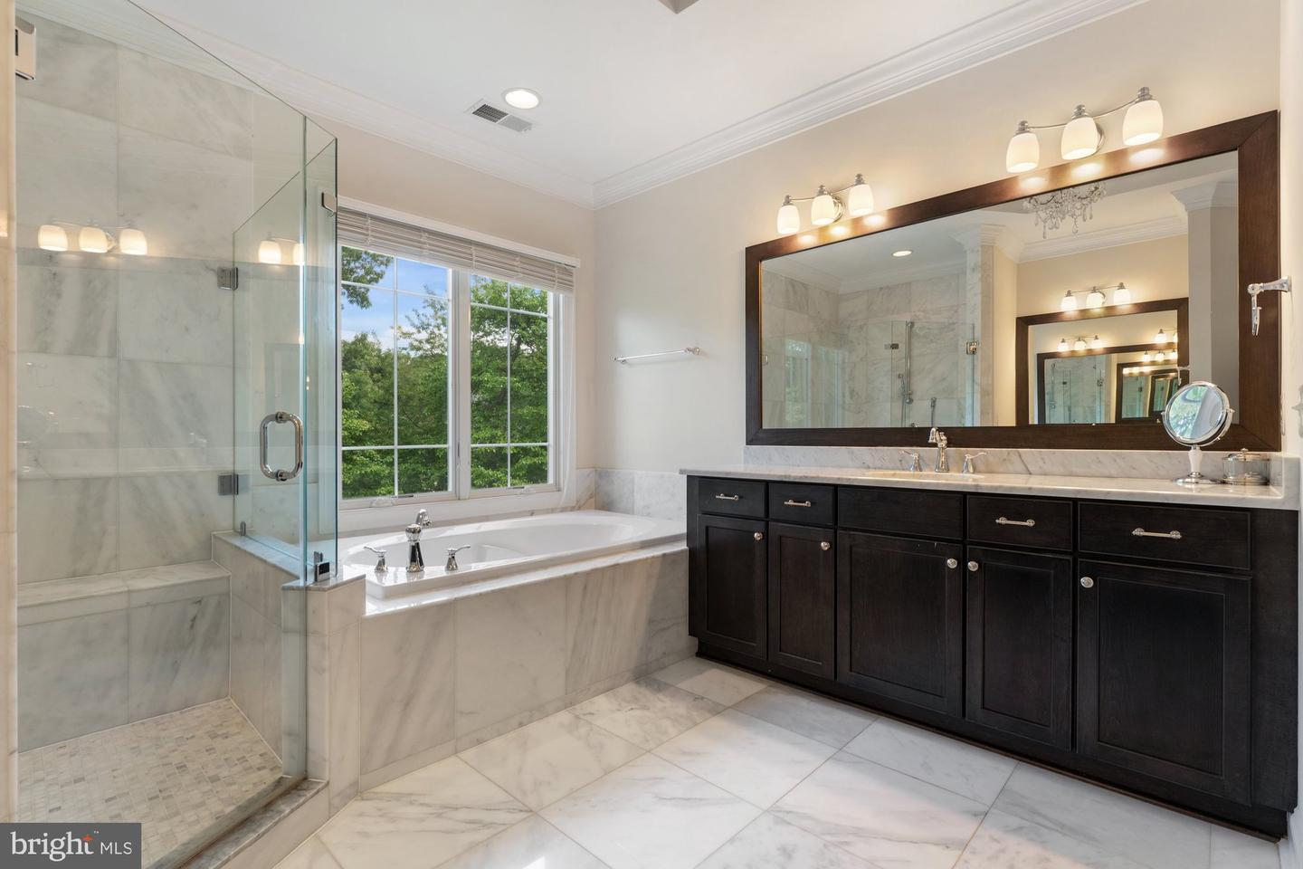 1681 DREWLAINE DR, VIENNA, Virginia 22182, 5 Bedrooms Bedrooms, ,4 BathroomsBathrooms,Residential,For sale,1681 DREWLAINE DR,VAFX2239306 MLS # VAFX2239306