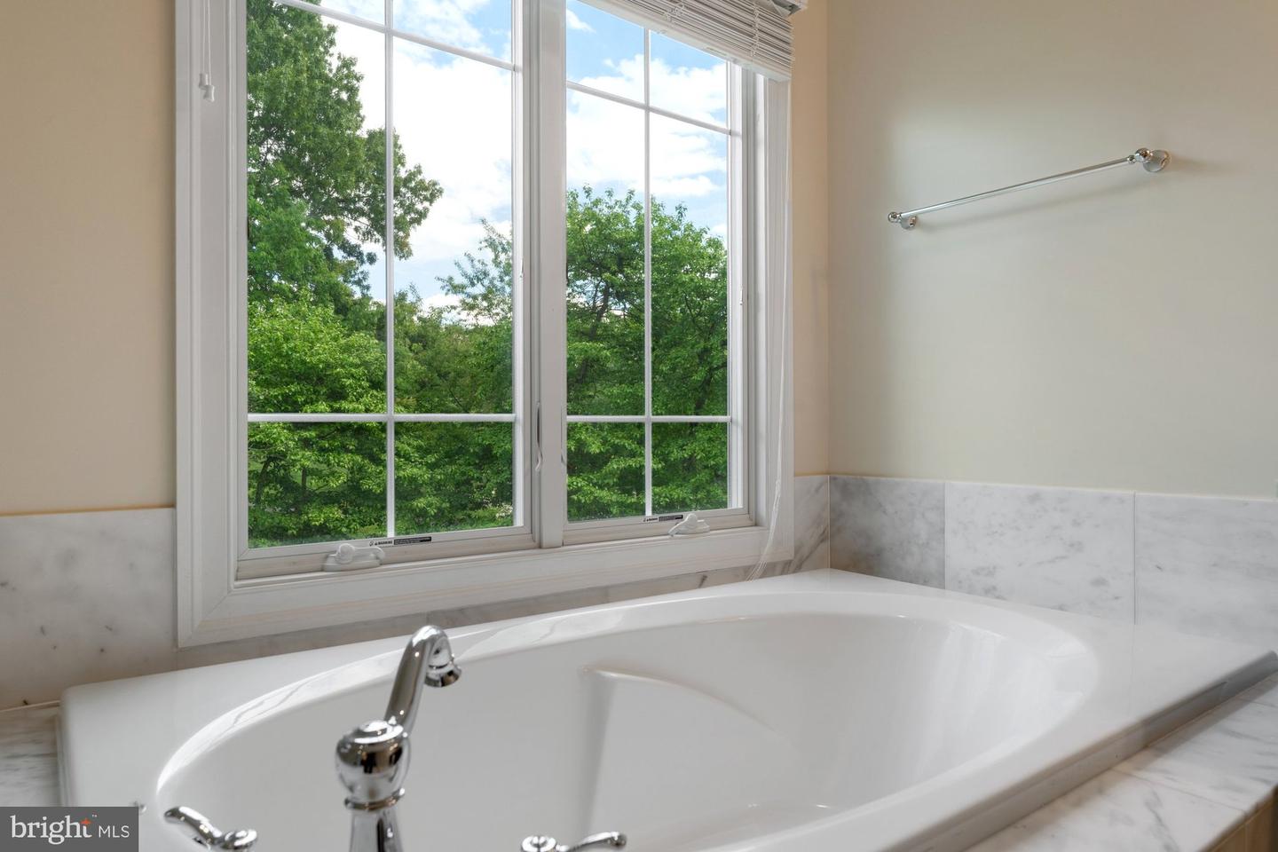 1681 DREWLAINE DR, VIENNA, Virginia 22182, 5 Bedrooms Bedrooms, ,4 BathroomsBathrooms,Residential,For sale,1681 DREWLAINE DR,VAFX2239306 MLS # VAFX2239306
