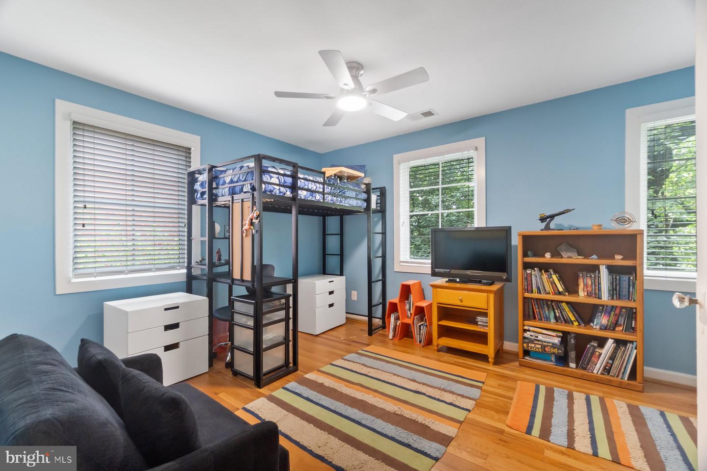 725 S COLUMBUS ST, ALEXANDRIA, Virginia 22314, 3 Bedrooms Bedrooms, ,3 BathroomsBathrooms,Residential,For sale,725 S COLUMBUS ST,VAAX2045110 MLS # VAAX2045110