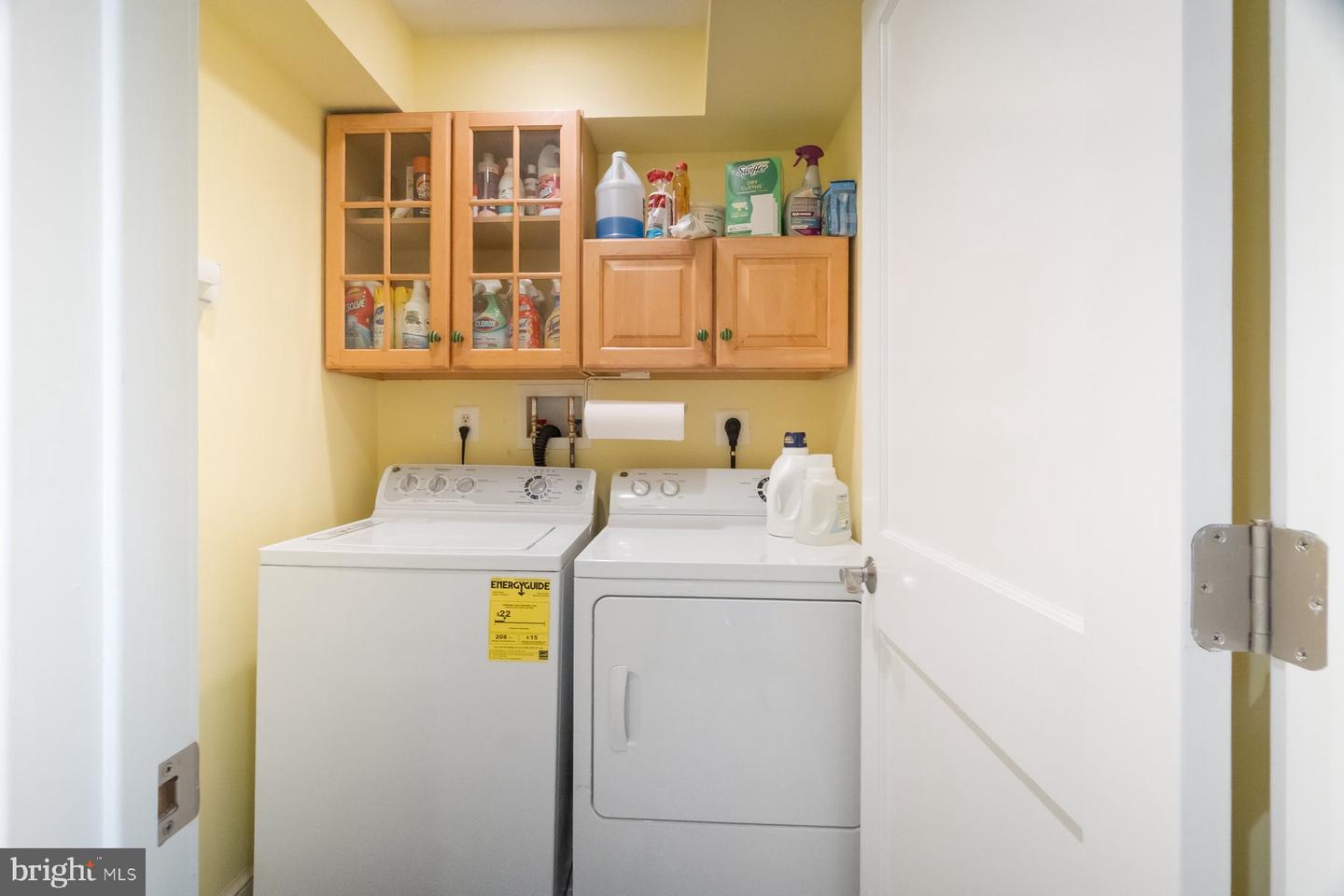 725 S COLUMBUS ST, ALEXANDRIA, Virginia 22314, 3 Bedrooms Bedrooms, ,3 BathroomsBathrooms,Residential,For sale,725 S COLUMBUS ST,VAAX2045110 MLS # VAAX2045110
