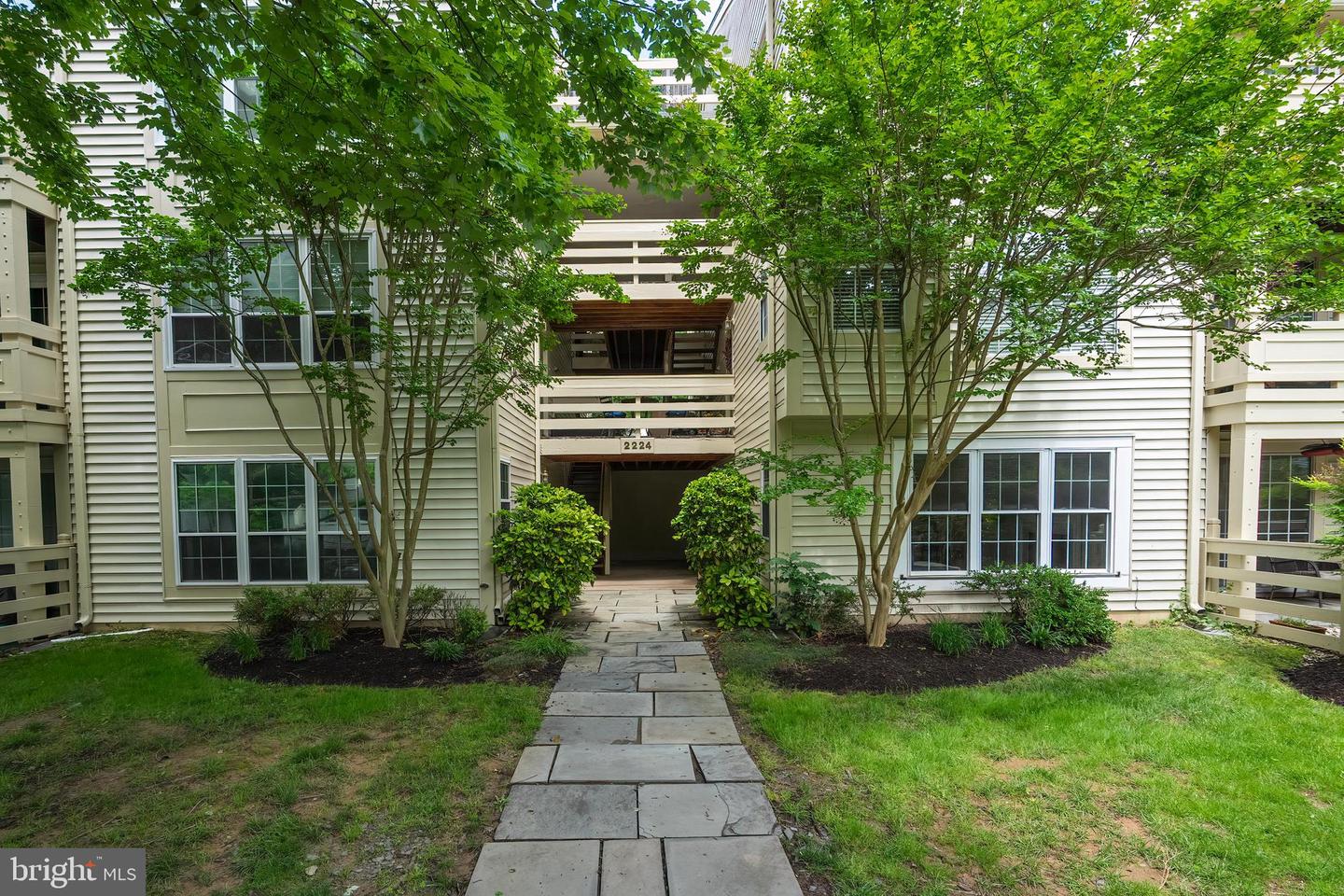 2224 SPRINGWOOD DR #102A, RESTON, Virginia 20191, 2 Bedrooms Bedrooms, ,1 BathroomBathrooms,Residential,For sale,2224 SPRINGWOOD DR #102A,VAFX2239364 MLS # VAFX2239364