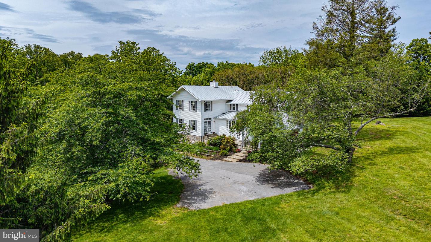 17026 SIMPSON CIR, PAEONIAN SPRINGS, Virginia 20129, 3 Bedrooms Bedrooms, ,2 BathroomsBathrooms,Residential,For sale,17026 SIMPSON CIR,VALO2095844 MLS # VALO2095844