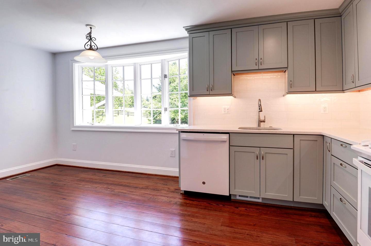 17026 SIMPSON CIR, PAEONIAN SPRINGS, Virginia 20129, 3 Bedrooms Bedrooms, ,2 BathroomsBathrooms,Residential,For sale,17026 SIMPSON CIR,VALO2095844 MLS # VALO2095844