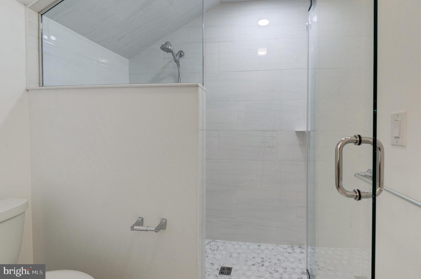 17026 SIMPSON CIR, PAEONIAN SPRINGS, Virginia 20129, 3 Bedrooms Bedrooms, ,2 BathroomsBathrooms,Residential,For sale,17026 SIMPSON CIR,VALO2095844 MLS # VALO2095844