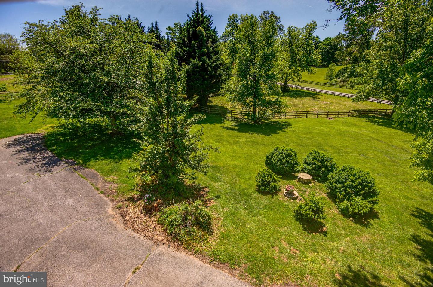17026 SIMPSON CIR, PAEONIAN SPRINGS, Virginia 20129, 3 Bedrooms Bedrooms, ,2 BathroomsBathrooms,Residential,For sale,17026 SIMPSON CIR,VALO2095844 MLS # VALO2095844
