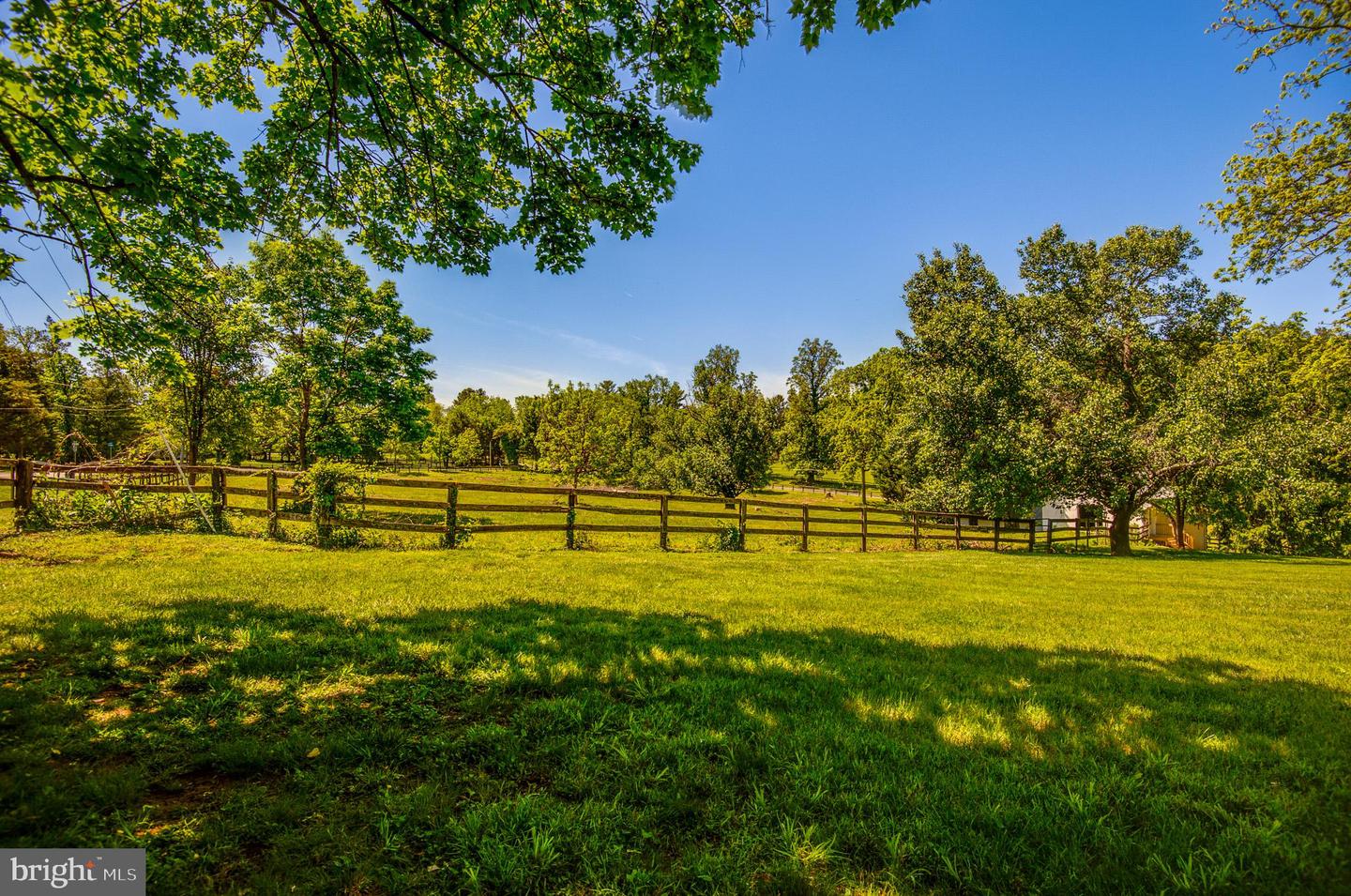 17026 SIMPSON CIR, PAEONIAN SPRINGS, Virginia 20129, 3 Bedrooms Bedrooms, ,2 BathroomsBathrooms,Residential,For sale,17026 SIMPSON CIR,VALO2095844 MLS # VALO2095844