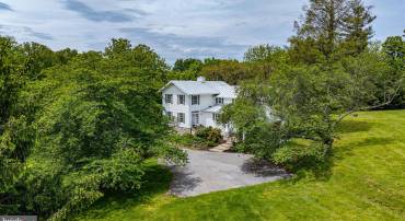 17026 SIMPSON CIR, PAEONIAN SPRINGS, Virginia 20129, 3 Bedrooms Bedrooms, ,2 BathroomsBathrooms,Residential,For sale,17026 SIMPSON CIR,VALO2095844 MLS # VALO2095844