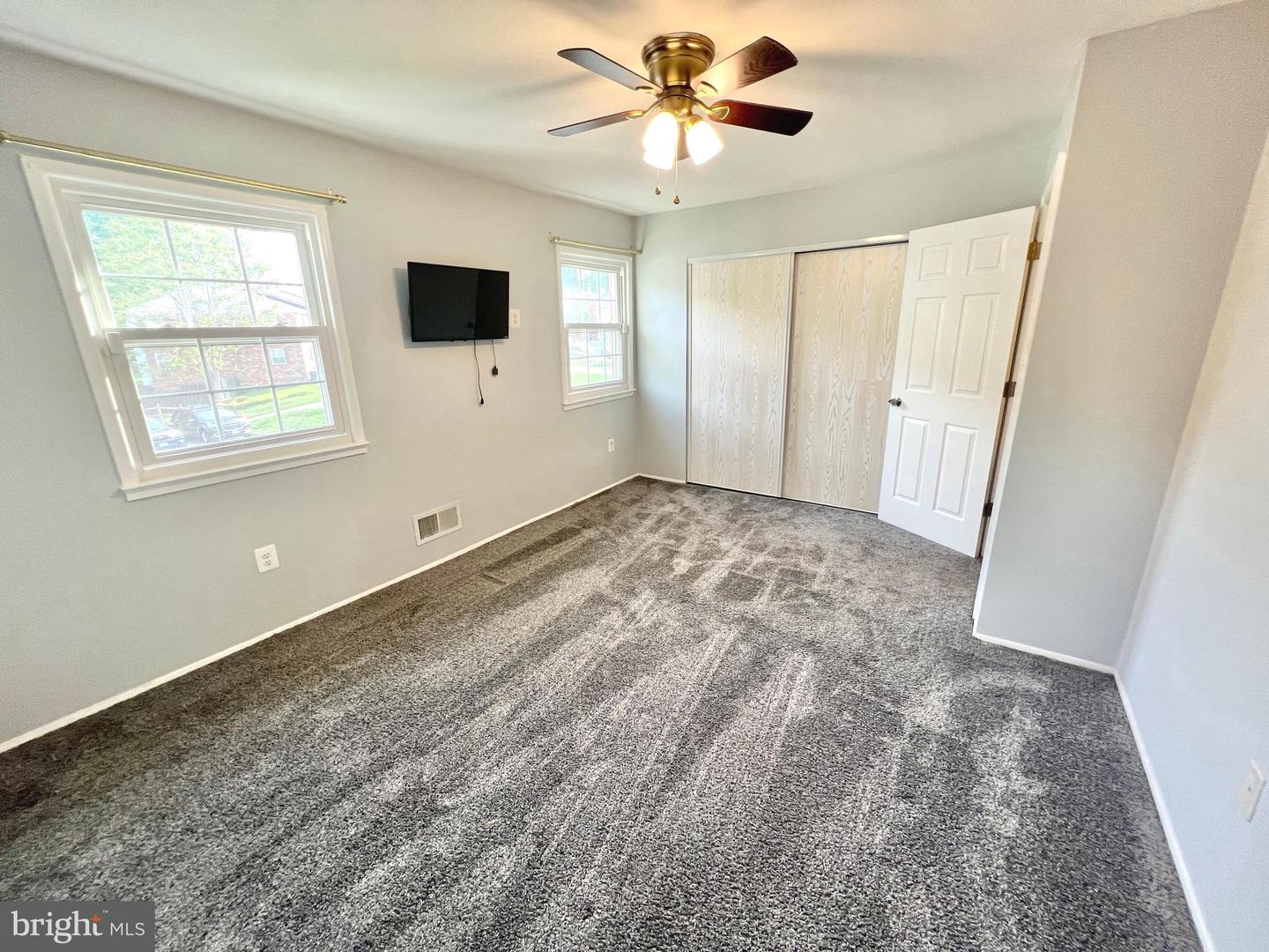 14717 BARKSDALE ST, WOODBRIDGE, Virginia 22193, 3 Bedrooms Bedrooms, ,1 BathroomBathrooms,Residential,For sale,14717 BARKSDALE ST,VAPW2094250 MLS # VAPW2094250