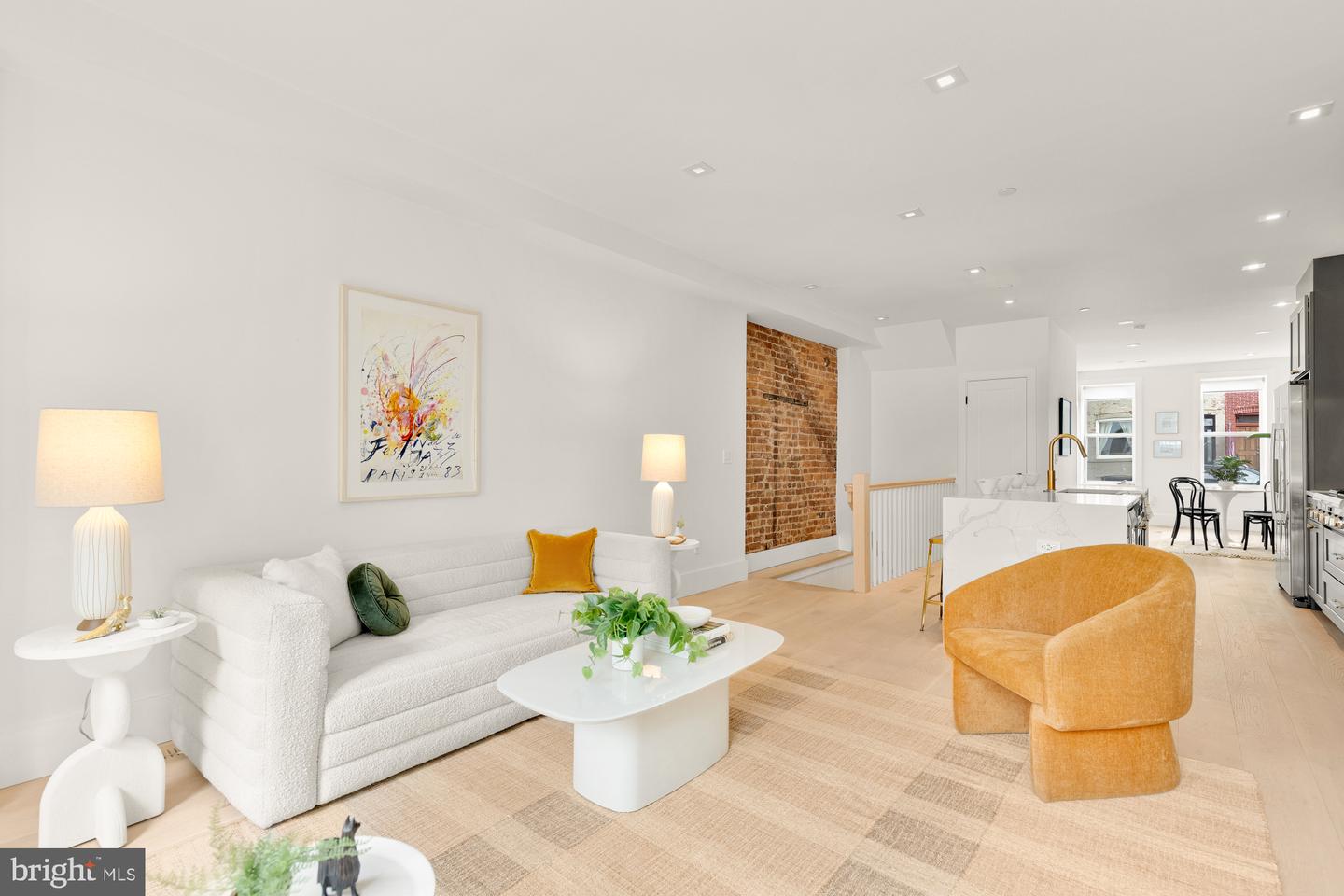 118 THOMAS ST NW #1, WASHINGTON, District Of Columbia 20001, 3 Bedrooms Bedrooms, ,2 BathroomsBathrooms,Residential,For sale,118 THOMAS ST NW #1,DCDC2199646 MLS # DCDC2199646