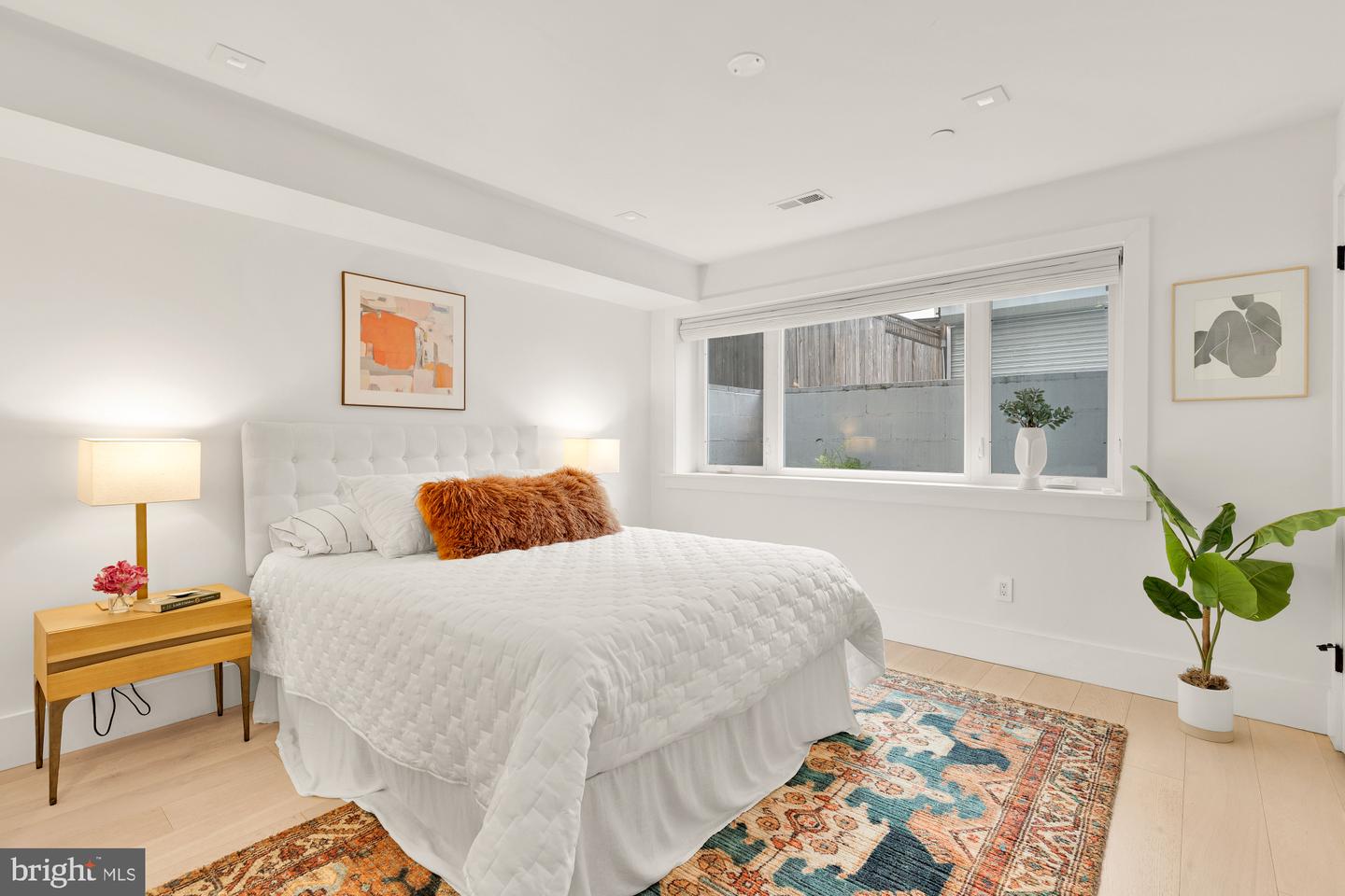 118 THOMAS ST NW #1, WASHINGTON, District Of Columbia 20001, 3 Bedrooms Bedrooms, ,2 BathroomsBathrooms,Residential,For sale,118 THOMAS ST NW #1,DCDC2199646 MLS # DCDC2199646