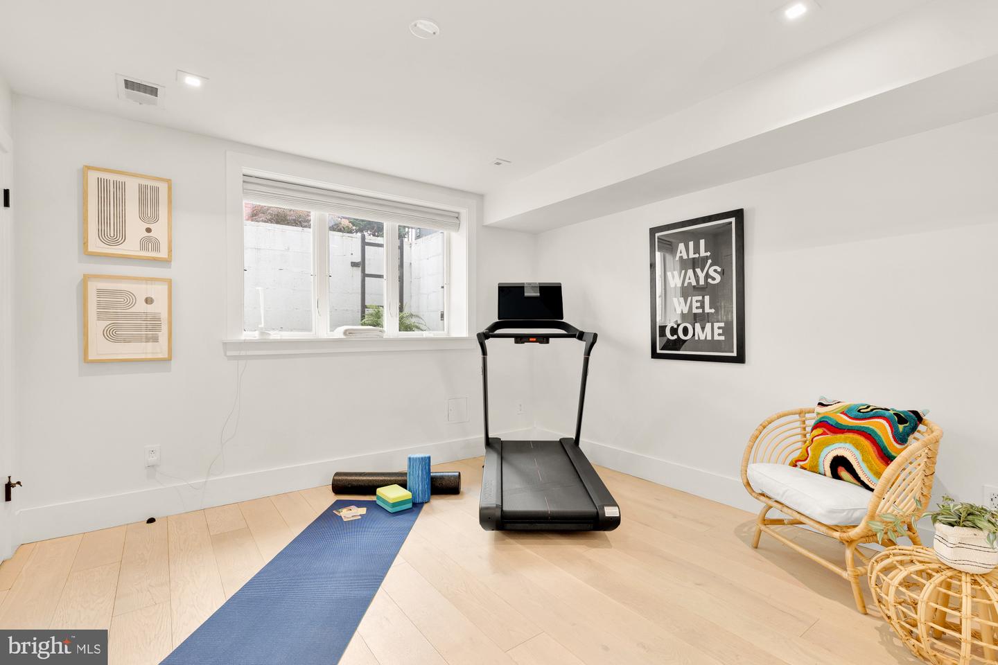 118 THOMAS ST NW #1, WASHINGTON, District Of Columbia 20001, 3 Bedrooms Bedrooms, ,2 BathroomsBathrooms,Residential,For sale,118 THOMAS ST NW #1,DCDC2199646 MLS # DCDC2199646