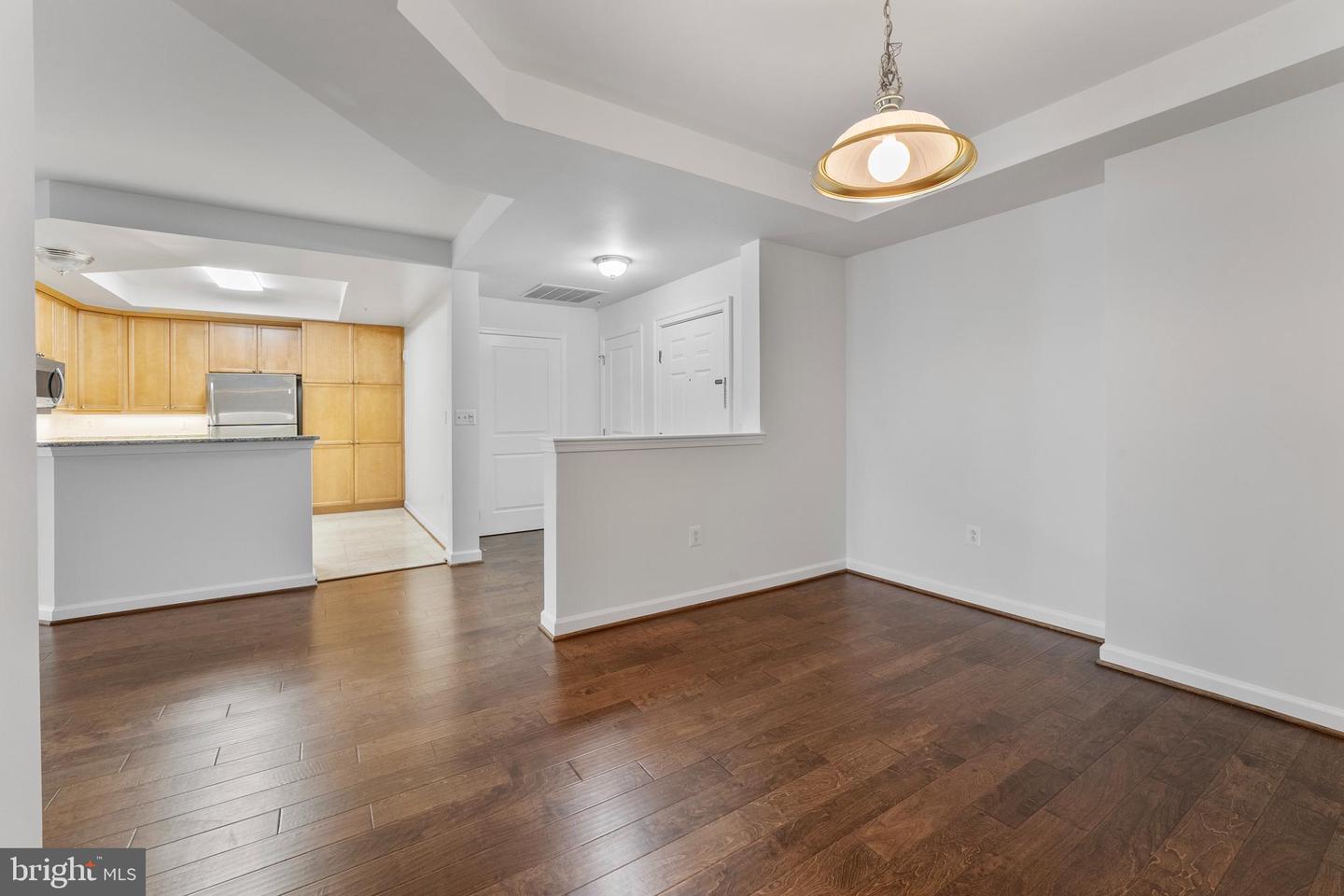 485 HARBOR SIDE ST #405, WOODBRIDGE, Virginia 22191, 2 Bedrooms Bedrooms, ,2 BathroomsBathrooms,Residential,For sale,485 HARBOR SIDE ST #405,VAPW2094278 MLS # VAPW2094278