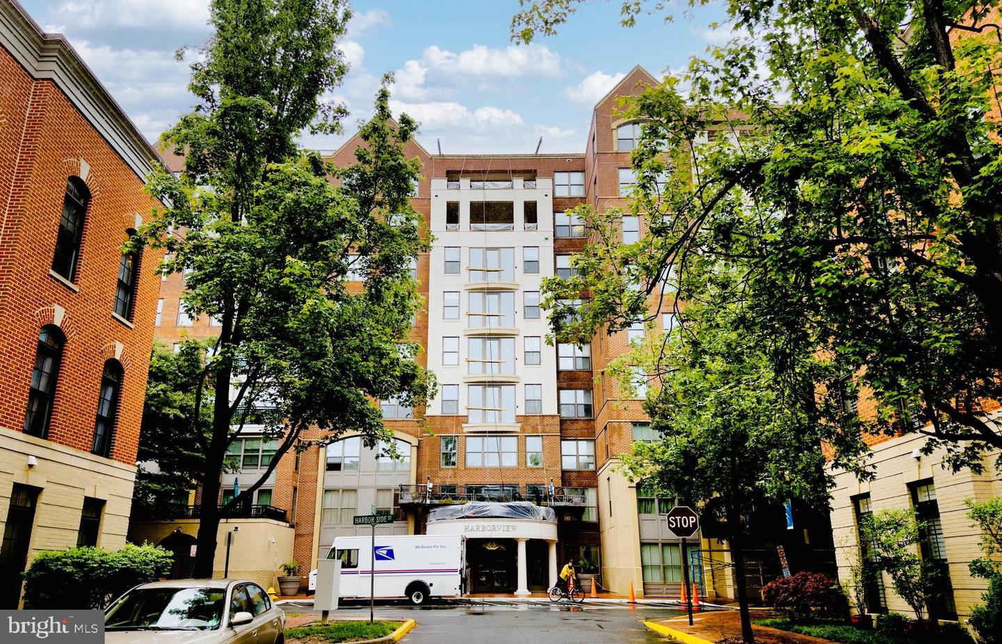 485 HARBOR SIDE ST #405, WOODBRIDGE, Virginia 22191, 2 Bedrooms Bedrooms, ,2 BathroomsBathrooms,Residential,For sale,485 HARBOR SIDE ST #405,VAPW2094278 MLS # VAPW2094278