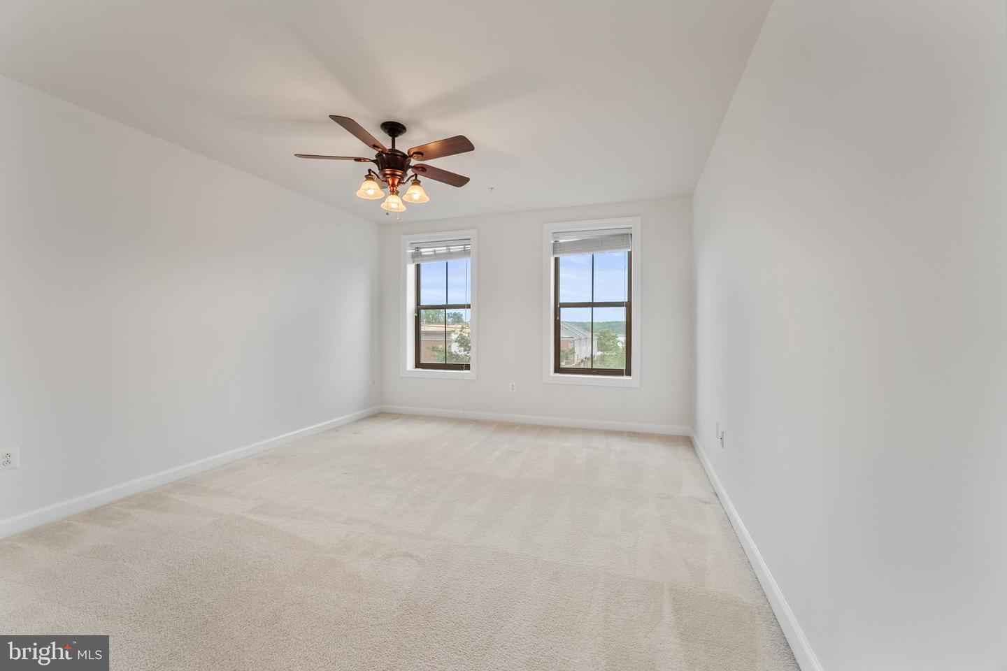 485 HARBOR SIDE ST #405, WOODBRIDGE, Virginia 22191, 2 Bedrooms Bedrooms, ,2 BathroomsBathrooms,Residential,For sale,485 HARBOR SIDE ST #405,VAPW2094278 MLS # VAPW2094278