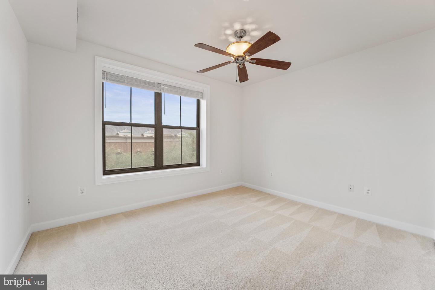 485 HARBOR SIDE ST #405, WOODBRIDGE, Virginia 22191, 2 Bedrooms Bedrooms, ,2 BathroomsBathrooms,Residential,For sale,485 HARBOR SIDE ST #405,VAPW2094278 MLS # VAPW2094278