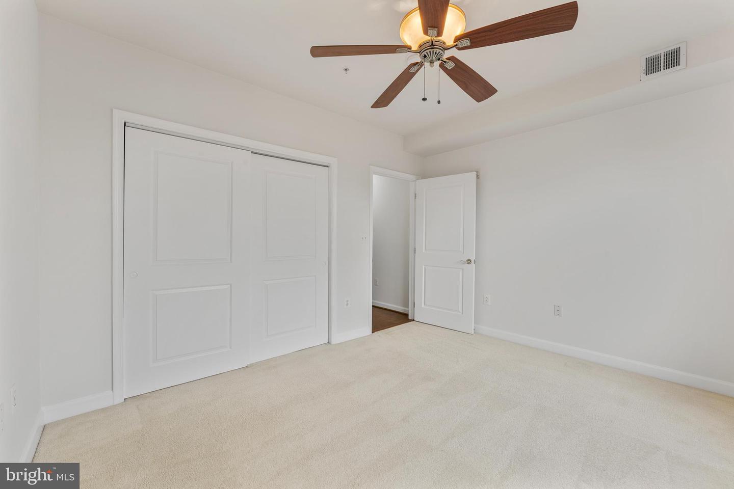 485 HARBOR SIDE ST #405, WOODBRIDGE, Virginia 22191, 2 Bedrooms Bedrooms, ,2 BathroomsBathrooms,Residential,For sale,485 HARBOR SIDE ST #405,VAPW2094278 MLS # VAPW2094278