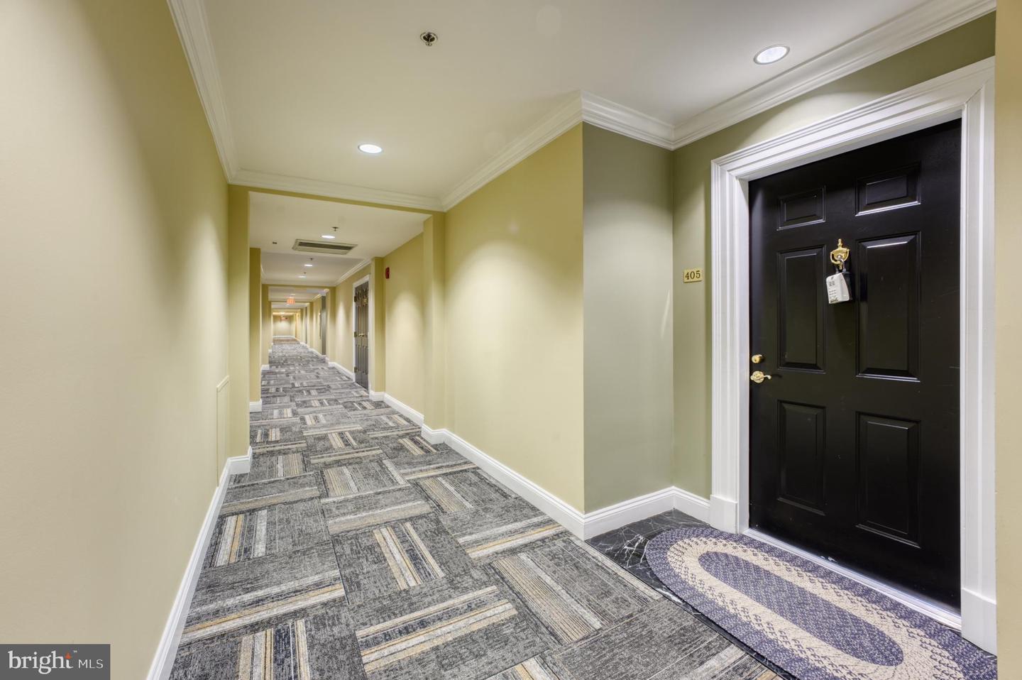 485 HARBOR SIDE ST #405, WOODBRIDGE, Virginia 22191, 2 Bedrooms Bedrooms, ,2 BathroomsBathrooms,Residential,For sale,485 HARBOR SIDE ST #405,VAPW2094278 MLS # VAPW2094278