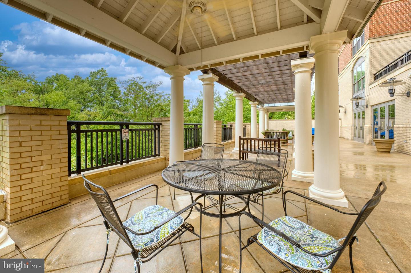 485 HARBOR SIDE ST #405, WOODBRIDGE, Virginia 22191, 2 Bedrooms Bedrooms, ,2 BathroomsBathrooms,Residential,For sale,485 HARBOR SIDE ST #405,VAPW2094278 MLS # VAPW2094278