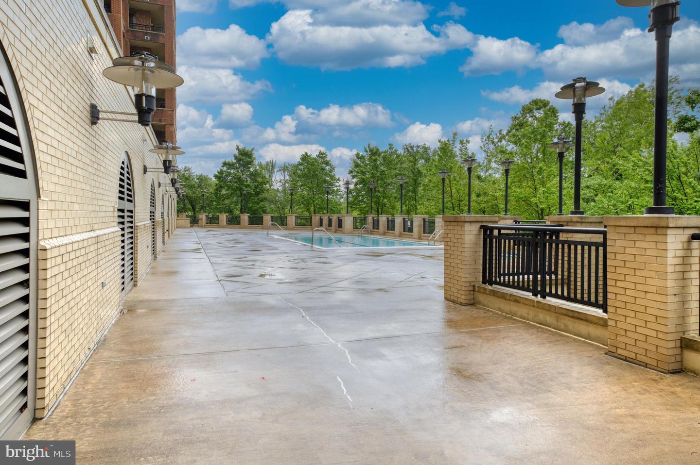 485 HARBOR SIDE ST #405, WOODBRIDGE, Virginia 22191, 2 Bedrooms Bedrooms, ,2 BathroomsBathrooms,Residential,For sale,485 HARBOR SIDE ST #405,VAPW2094278 MLS # VAPW2094278