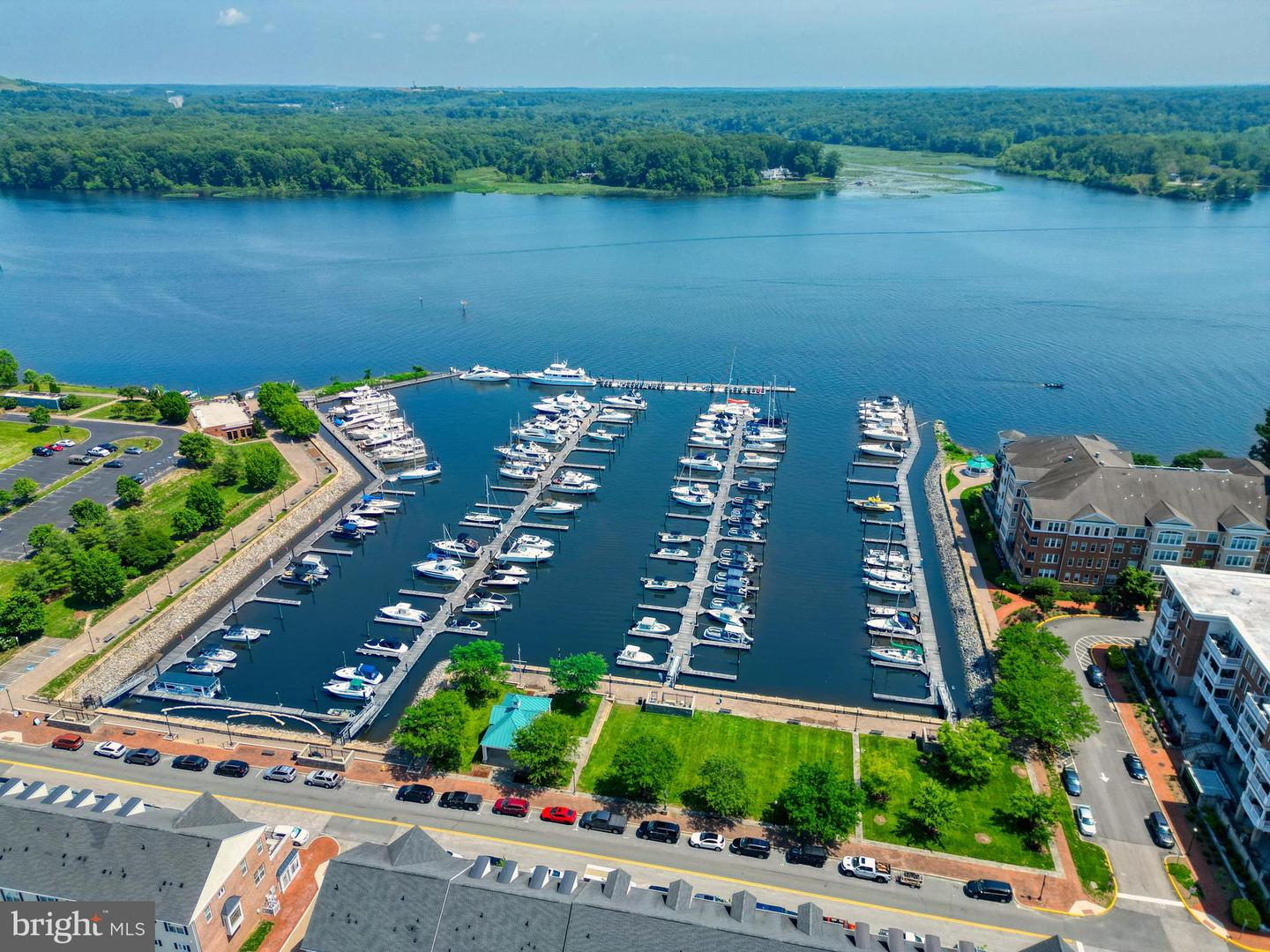 485 HARBOR SIDE ST #405, WOODBRIDGE, Virginia 22191, 2 Bedrooms Bedrooms, ,2 BathroomsBathrooms,Residential,For sale,485 HARBOR SIDE ST #405,VAPW2094278 MLS # VAPW2094278