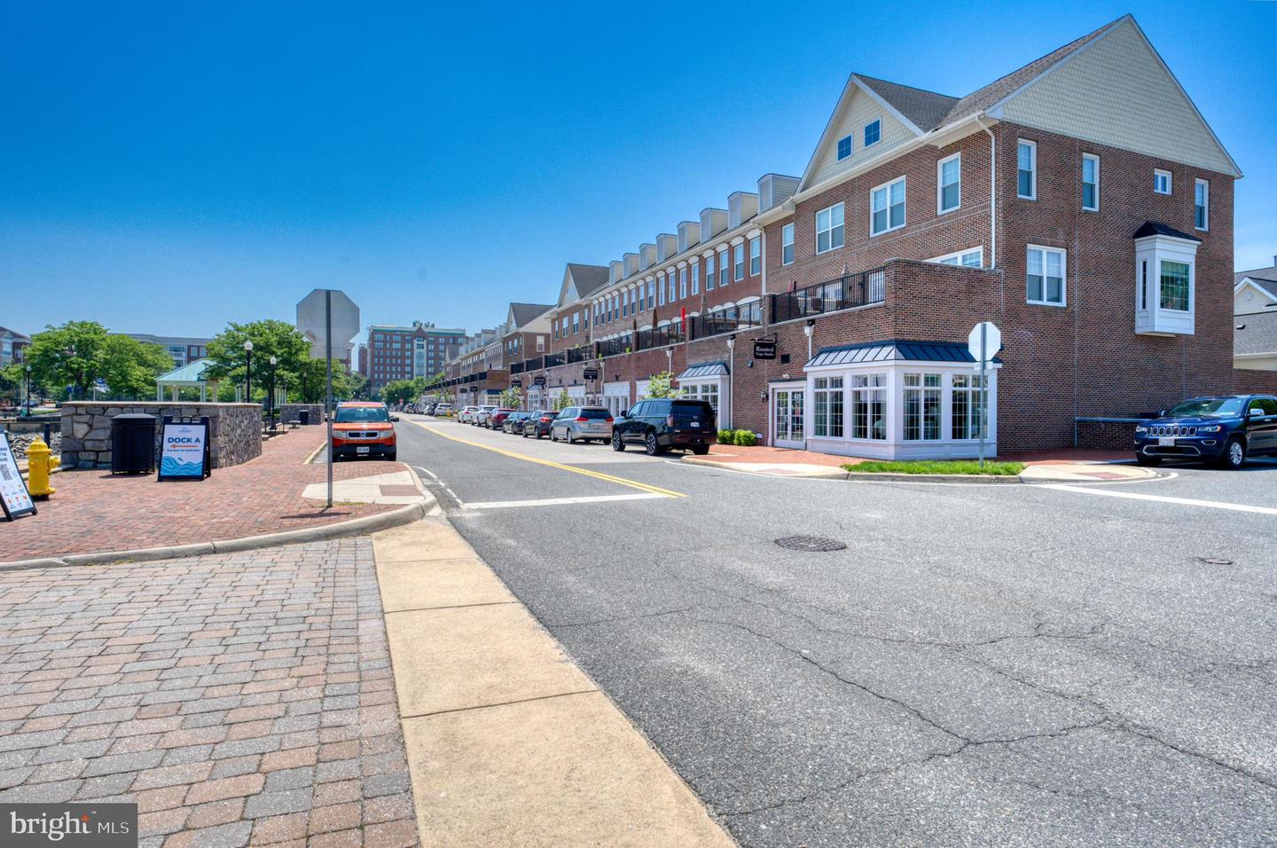485 HARBOR SIDE ST #405, WOODBRIDGE, Virginia 22191, 2 Bedrooms Bedrooms, ,2 BathroomsBathrooms,Residential,For sale,485 HARBOR SIDE ST #405,VAPW2094278 MLS # VAPW2094278