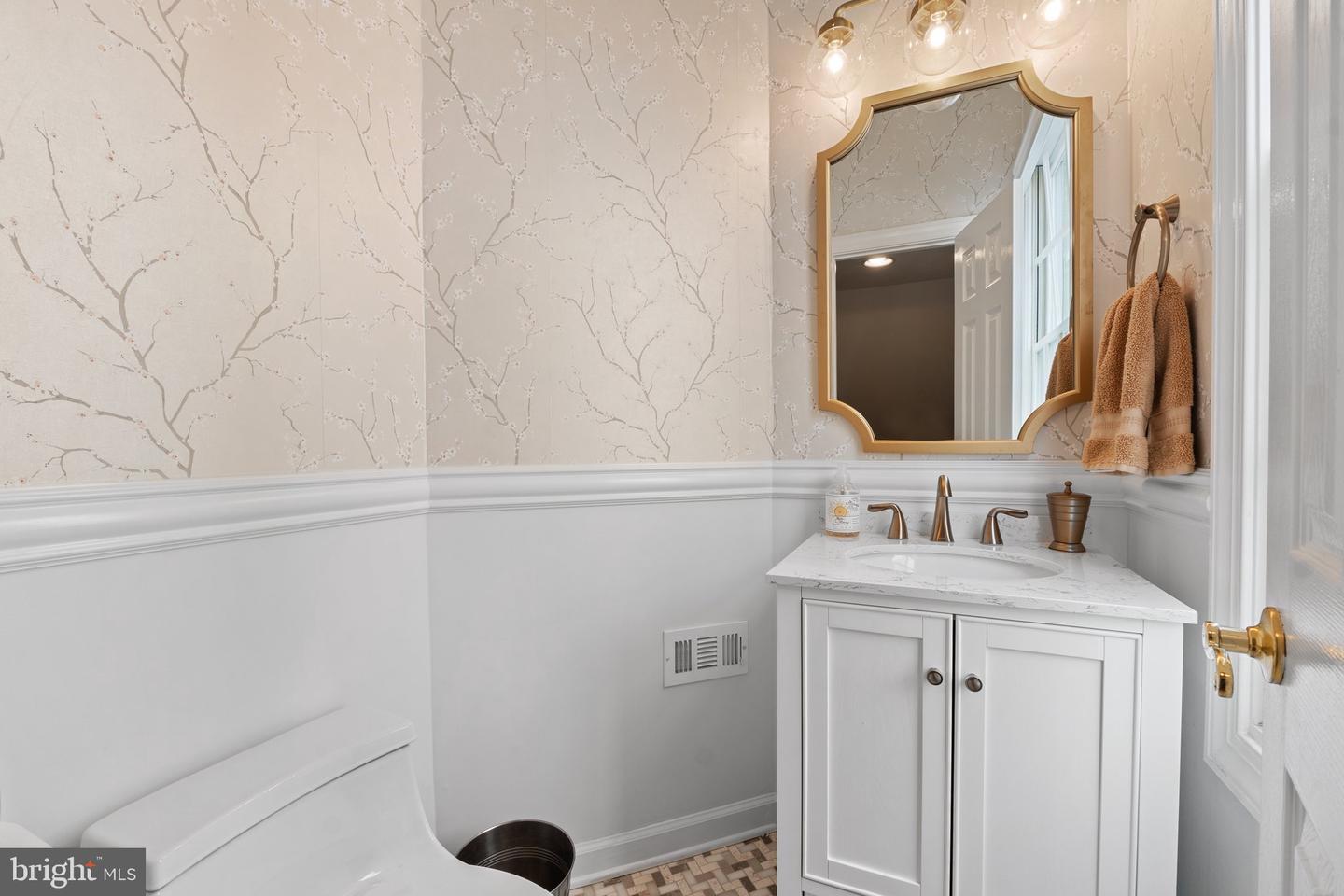 20293 WATER MARK PL, STERLING, Virginia 20165, 4 Bedrooms Bedrooms, ,3 BathroomsBathrooms,Residential,For sale,20293 WATER MARK PL,VALO2095914 MLS # VALO2095914