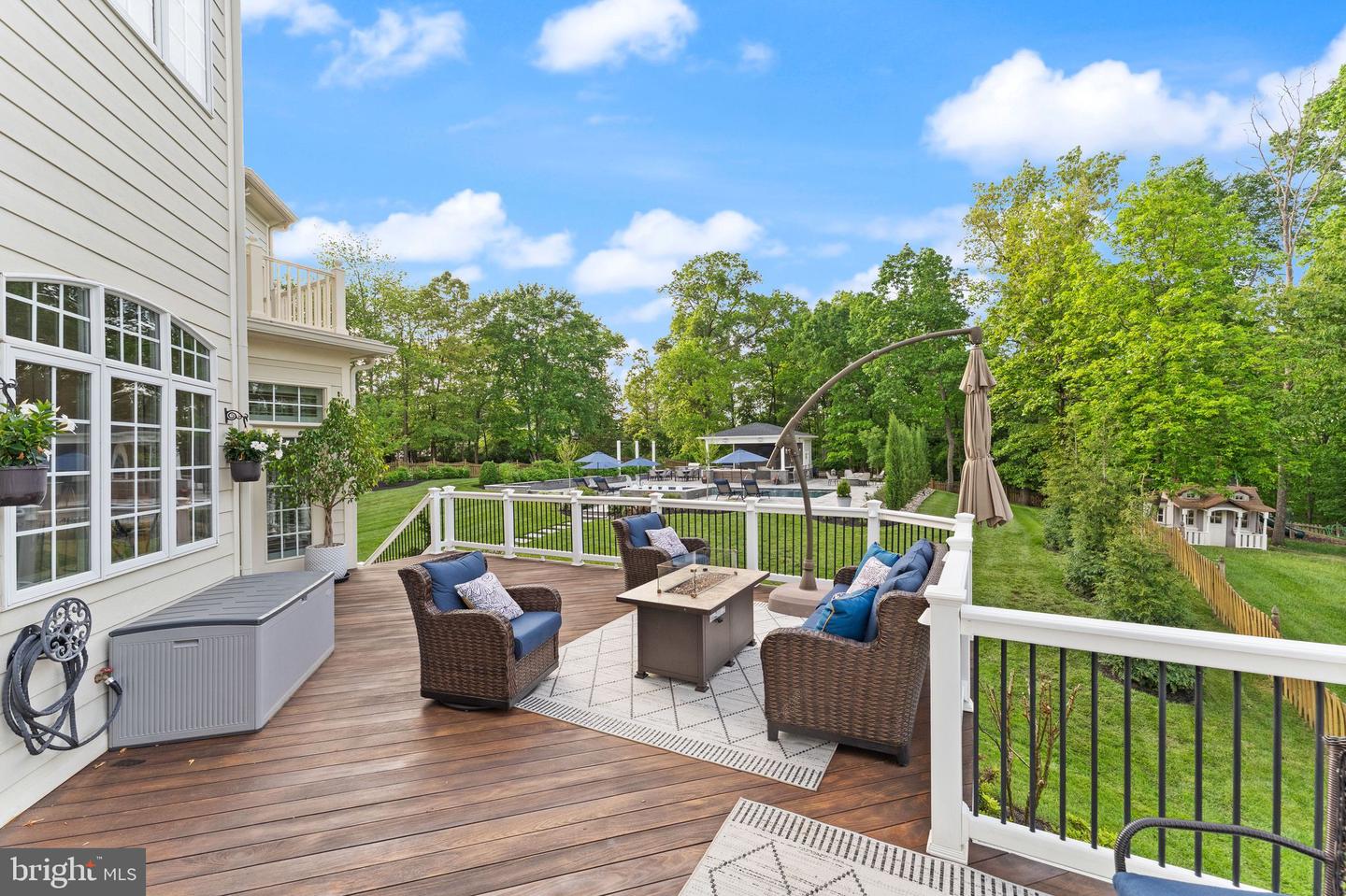 18729 UPPER MEADOW DR, LEESBURG, Virginia 20176, 5 Bedrooms Bedrooms, ,5 BathroomsBathrooms,Residential,For sale,18729 UPPER MEADOW DR,VALO2095988 MLS # VALO2095988