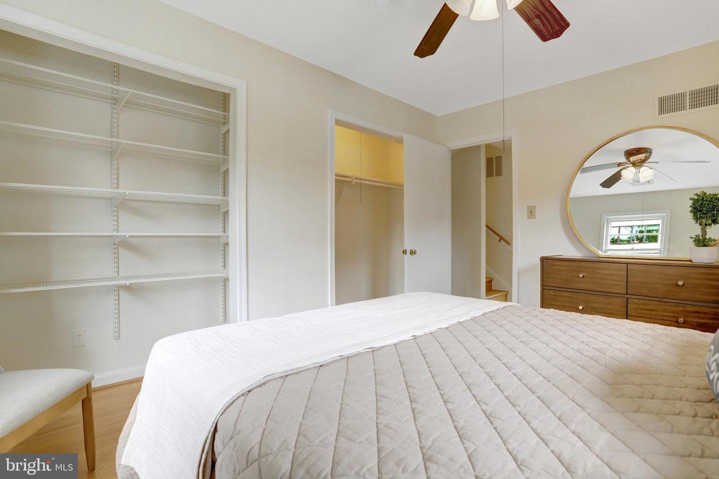 1807 N BARTON ST, ARLINGTON, Virginia 22201, 5 Bedrooms Bedrooms, ,2 BathroomsBathrooms,Residential,For sale,1807 N BARTON ST,VAAR2057256 MLS # VAAR2057256
