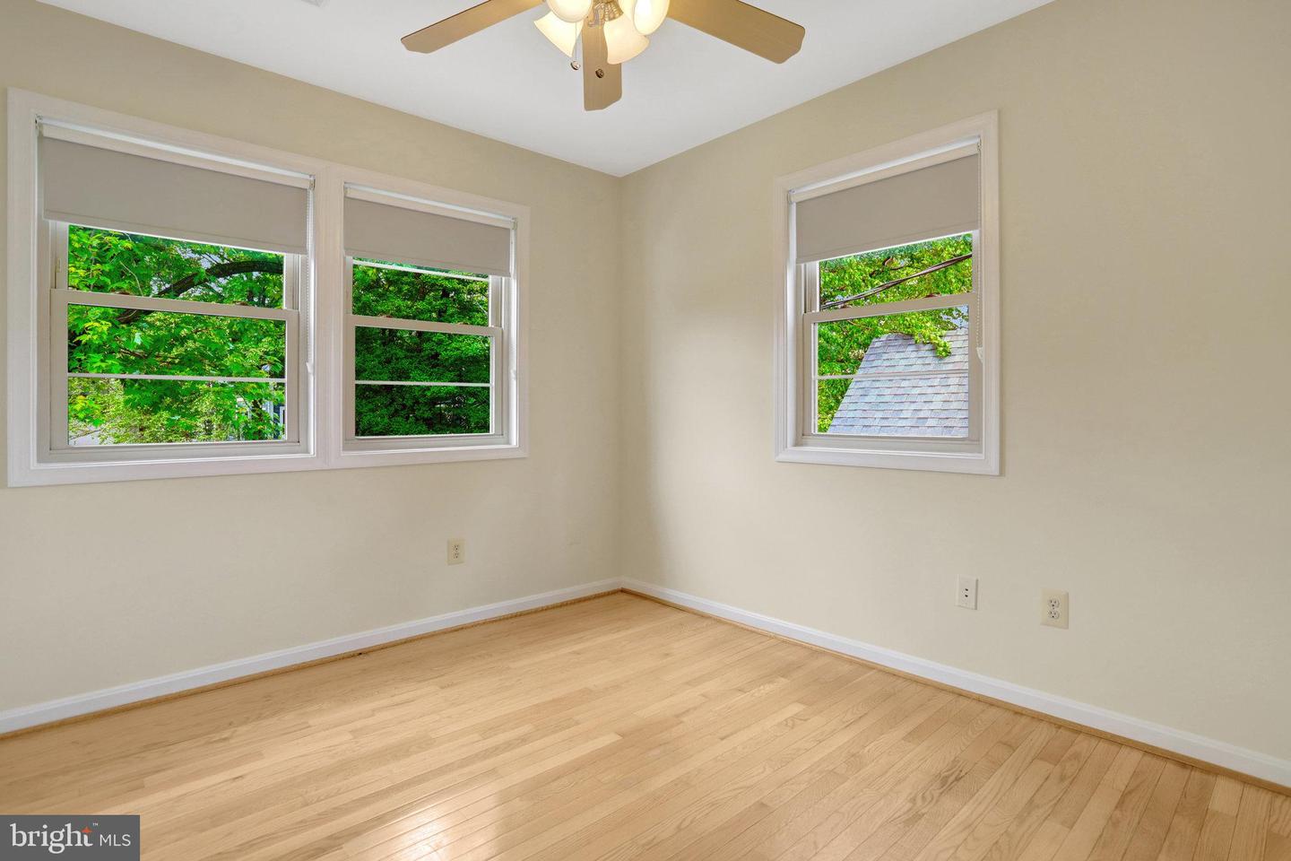 1807 N BARTON ST, ARLINGTON, Virginia 22201, 5 Bedrooms Bedrooms, ,2 BathroomsBathrooms,Residential,For sale,1807 N BARTON ST,VAAR2057256 MLS # VAAR2057256