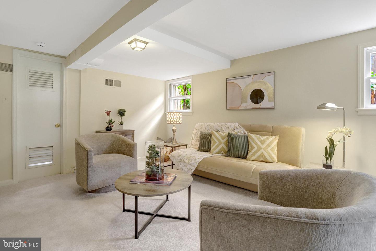 1807 N BARTON ST, ARLINGTON, Virginia 22201, 5 Bedrooms Bedrooms, ,2 BathroomsBathrooms,Residential,For sale,1807 N BARTON ST,VAAR2057256 MLS # VAAR2057256