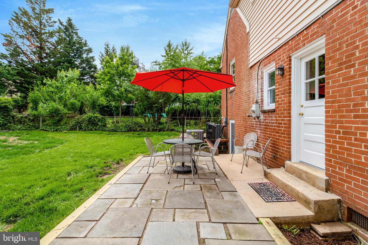1807 N BARTON ST, ARLINGTON, Virginia 22201, 5 Bedrooms Bedrooms, ,2 BathroomsBathrooms,Residential,For sale,1807 N BARTON ST,VAAR2057256 MLS # VAAR2057256