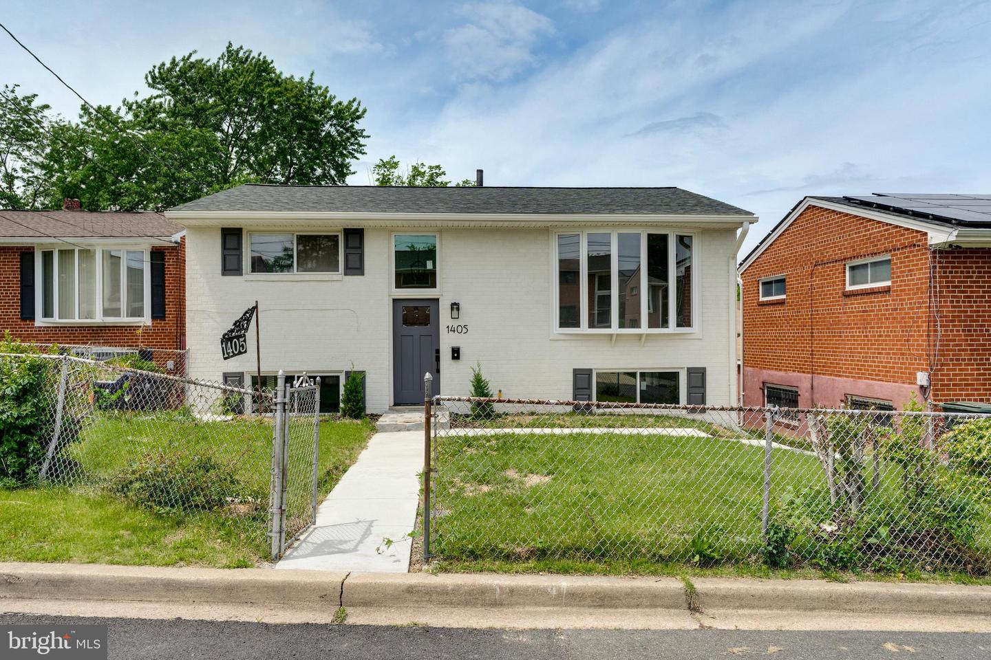1405 42ND PL SE, WASHINGTON, District Of Columbia 20020, 4 Bedrooms Bedrooms, ,2 BathroomsBathrooms,Residential,For sale,1405 42ND PL SE,DCDC2199766 MLS # DCDC2199766