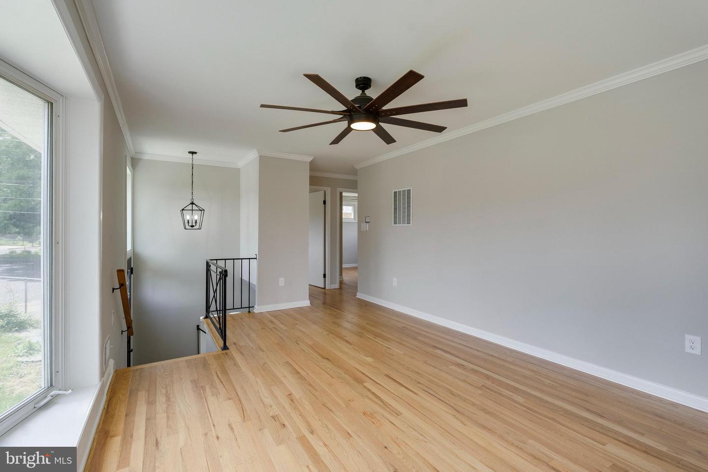 1405 42ND PL SE, WASHINGTON, District Of Columbia 20020, 4 Bedrooms Bedrooms, ,2 BathroomsBathrooms,Residential,For sale,1405 42ND PL SE,DCDC2199766 MLS # DCDC2199766