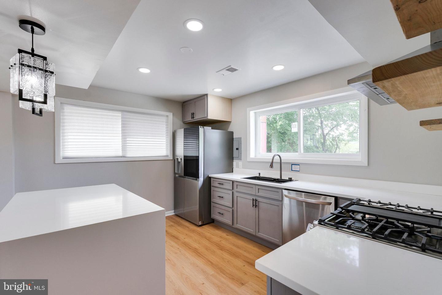 1405 42ND PL SE, WASHINGTON, District Of Columbia 20020, 4 Bedrooms Bedrooms, ,2 BathroomsBathrooms,Residential,For sale,1405 42ND PL SE,DCDC2199766 MLS # DCDC2199766