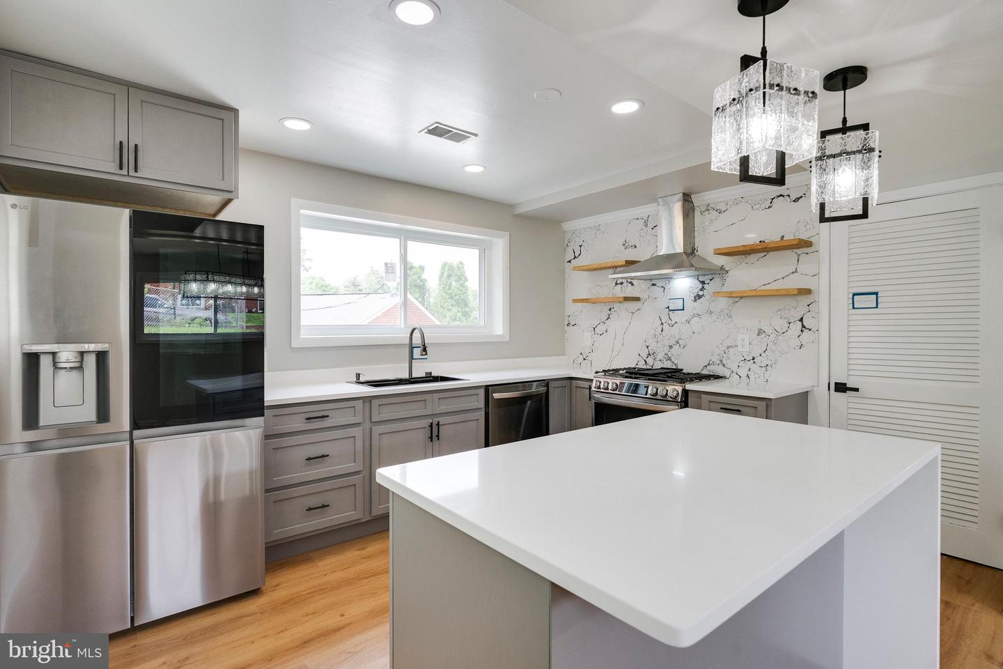 1405 42ND PL SE, WASHINGTON, District Of Columbia 20020, 4 Bedrooms Bedrooms, ,2 BathroomsBathrooms,Residential,For sale,1405 42ND PL SE,DCDC2199766 MLS # DCDC2199766