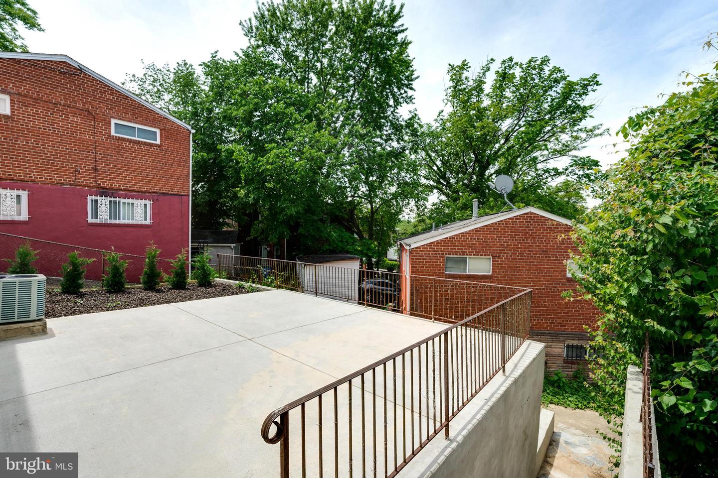 1405 42ND PL SE, WASHINGTON, District Of Columbia 20020, 4 Bedrooms Bedrooms, ,2 BathroomsBathrooms,Residential,For sale,1405 42ND PL SE,DCDC2199766 MLS # DCDC2199766