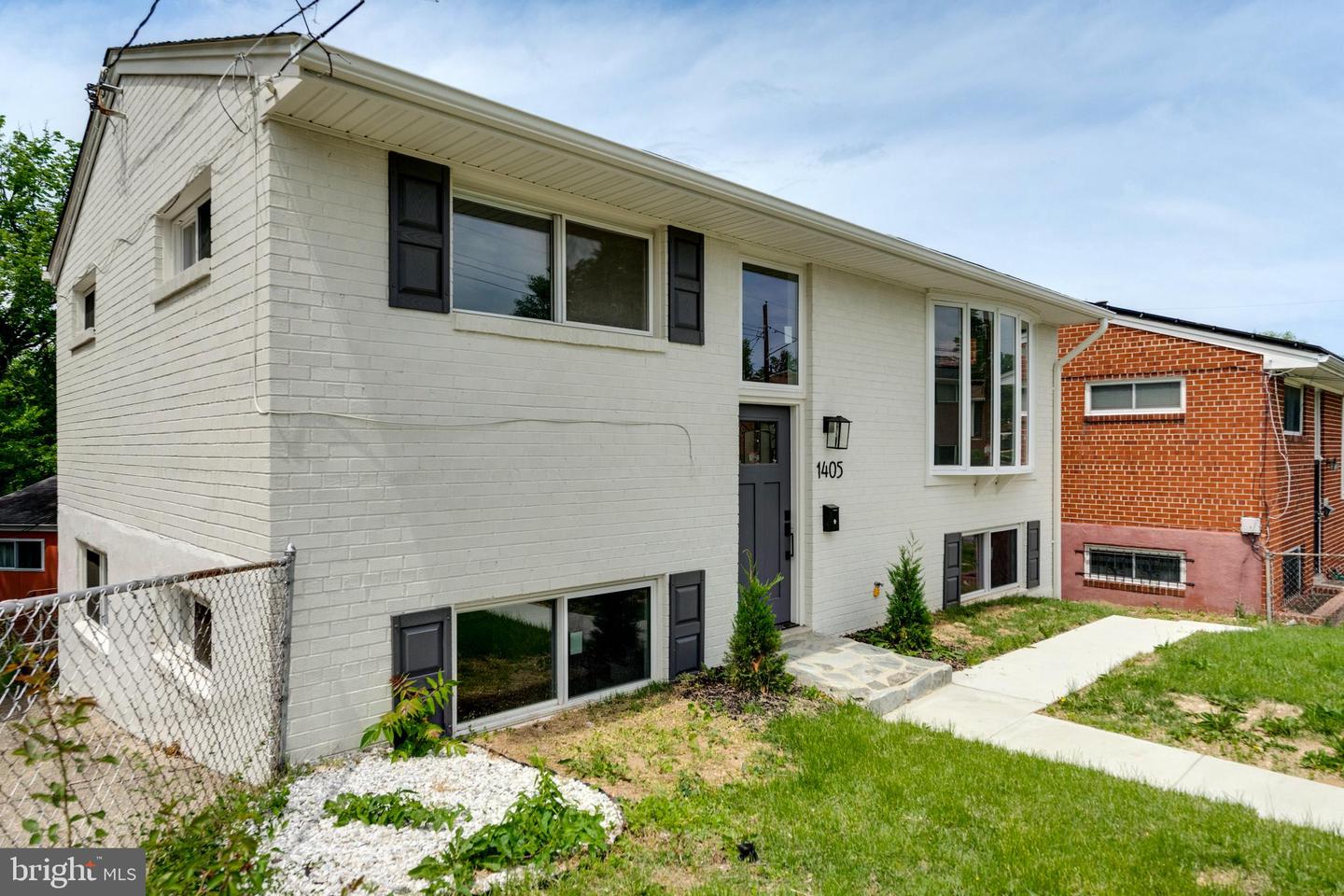 1405 42ND PL SE, WASHINGTON, District Of Columbia 20020, 4 Bedrooms Bedrooms, ,2 BathroomsBathrooms,Residential,For sale,1405 42ND PL SE,DCDC2199766 MLS # DCDC2199766