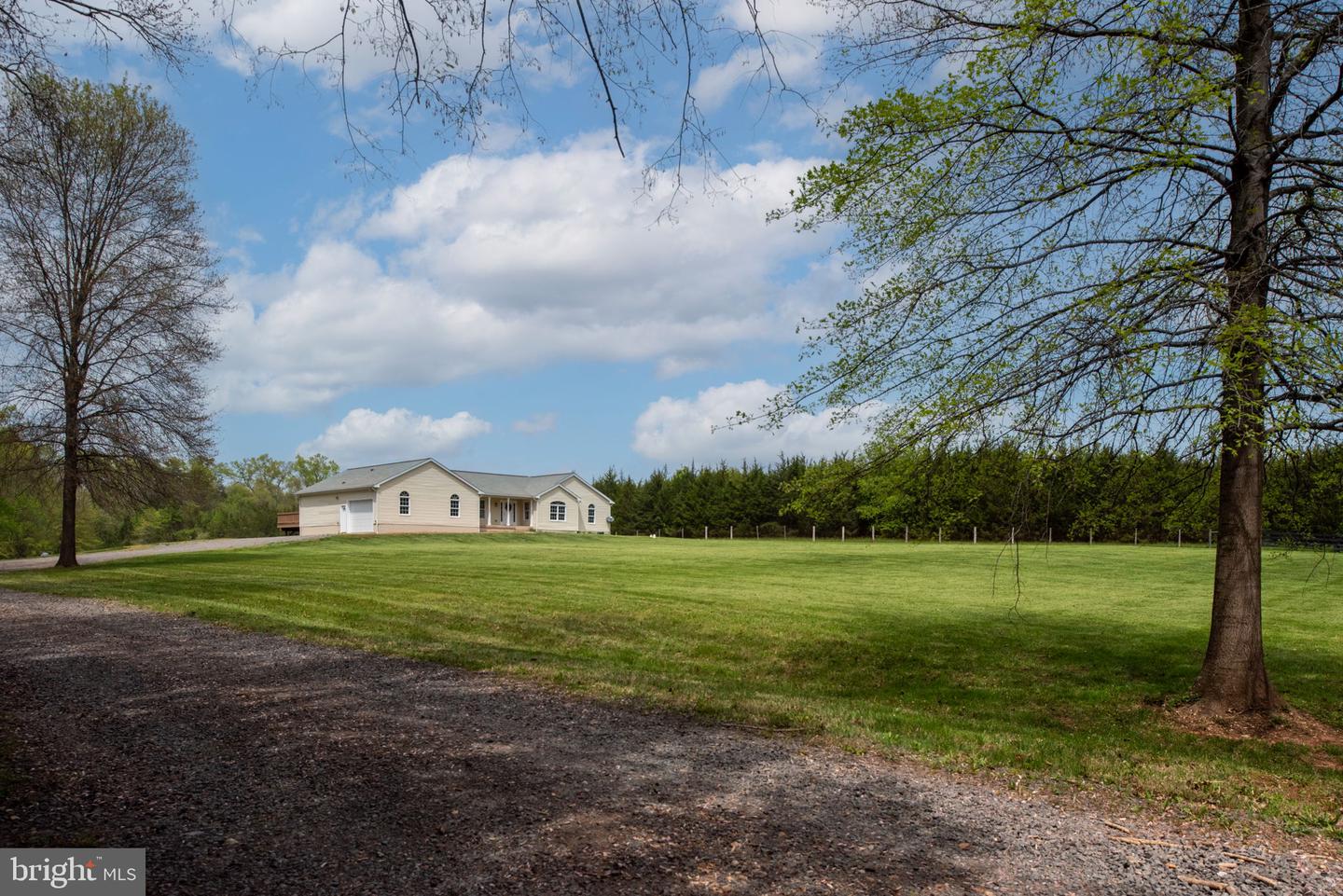 11490 TILIA LN, BEALETON, Virginia 22712, 4 Bedrooms Bedrooms, ,3 BathroomsBathrooms,Residential,For sale,11490 TILIA LN,VAFQ2016558 MLS # VAFQ2016558