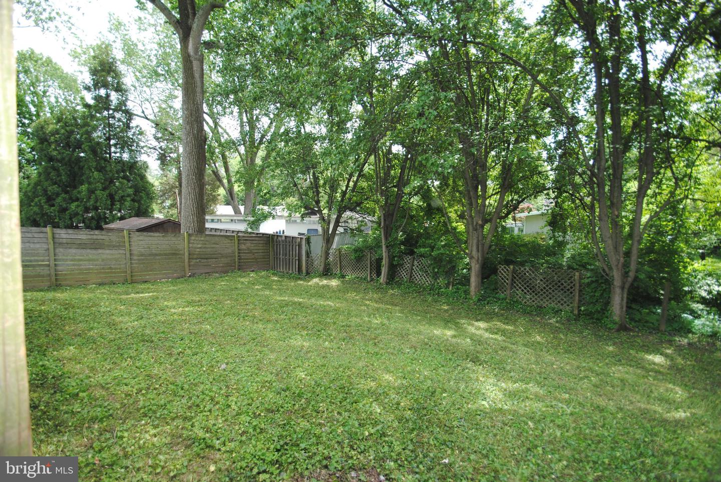 7807 SYCAMORE DR, FALLS CHURCH, Virginia 22042, 2 Bedrooms Bedrooms, ,1 BathroomBathrooms,Residential,For sale,7807 SYCAMORE DR,VAFX2239812 MLS # VAFX2239812