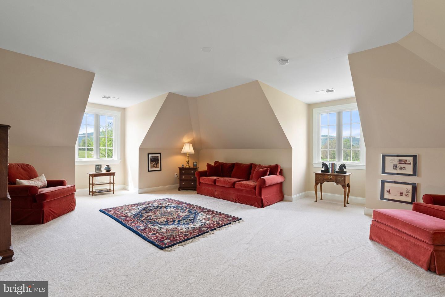34321 FOXWOOD LN, BLUEMONT, Virginia 20135, 4 Bedrooms Bedrooms, ,3 BathroomsBathrooms,Residential,For sale,34321 FOXWOOD LN,VALO2096034 MLS # VALO2096034