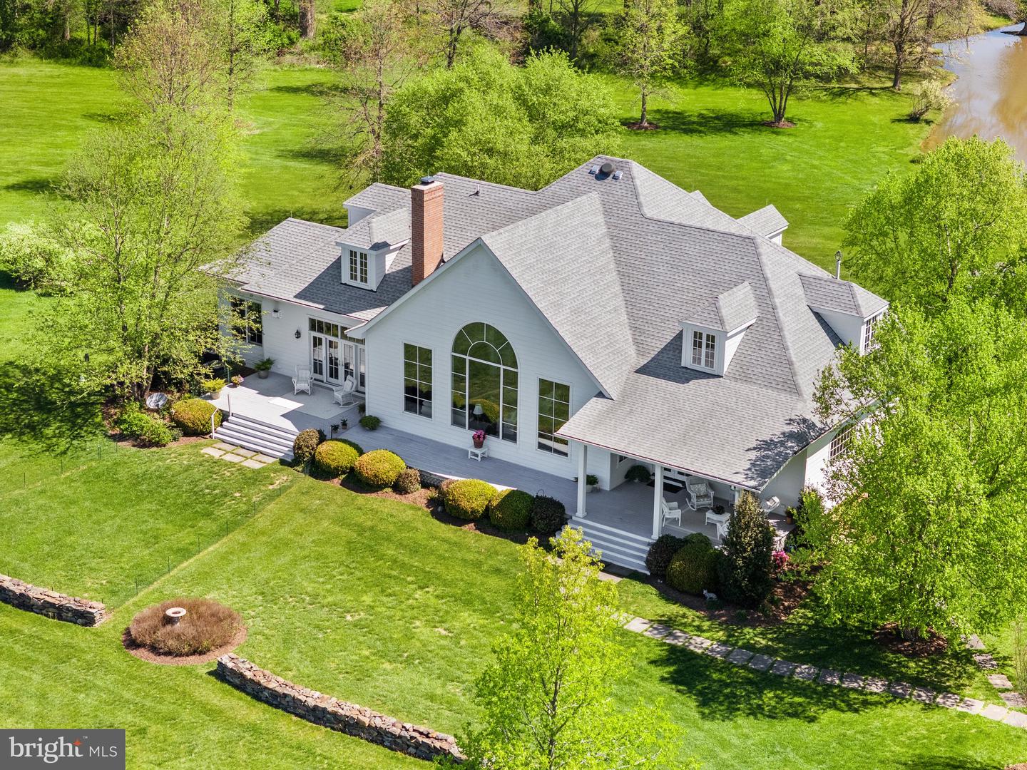 34321 FOXWOOD LN, BLUEMONT, Virginia 20135, 4 Bedrooms Bedrooms, ,3 BathroomsBathrooms,Residential,For sale,34321 FOXWOOD LN,VALO2096034 MLS # VALO2096034
