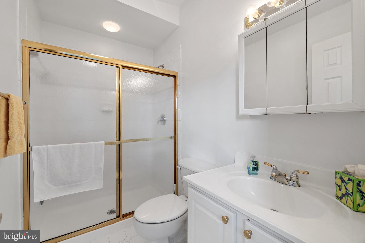230 CARRIAGE CHASE CIR, WARRENTON, Virginia 20186, 4 Bedrooms Bedrooms, ,3 BathroomsBathrooms,Residential,For sale,230 CARRIAGE CHASE CIR,VAFQ2016550 MLS # VAFQ2016550