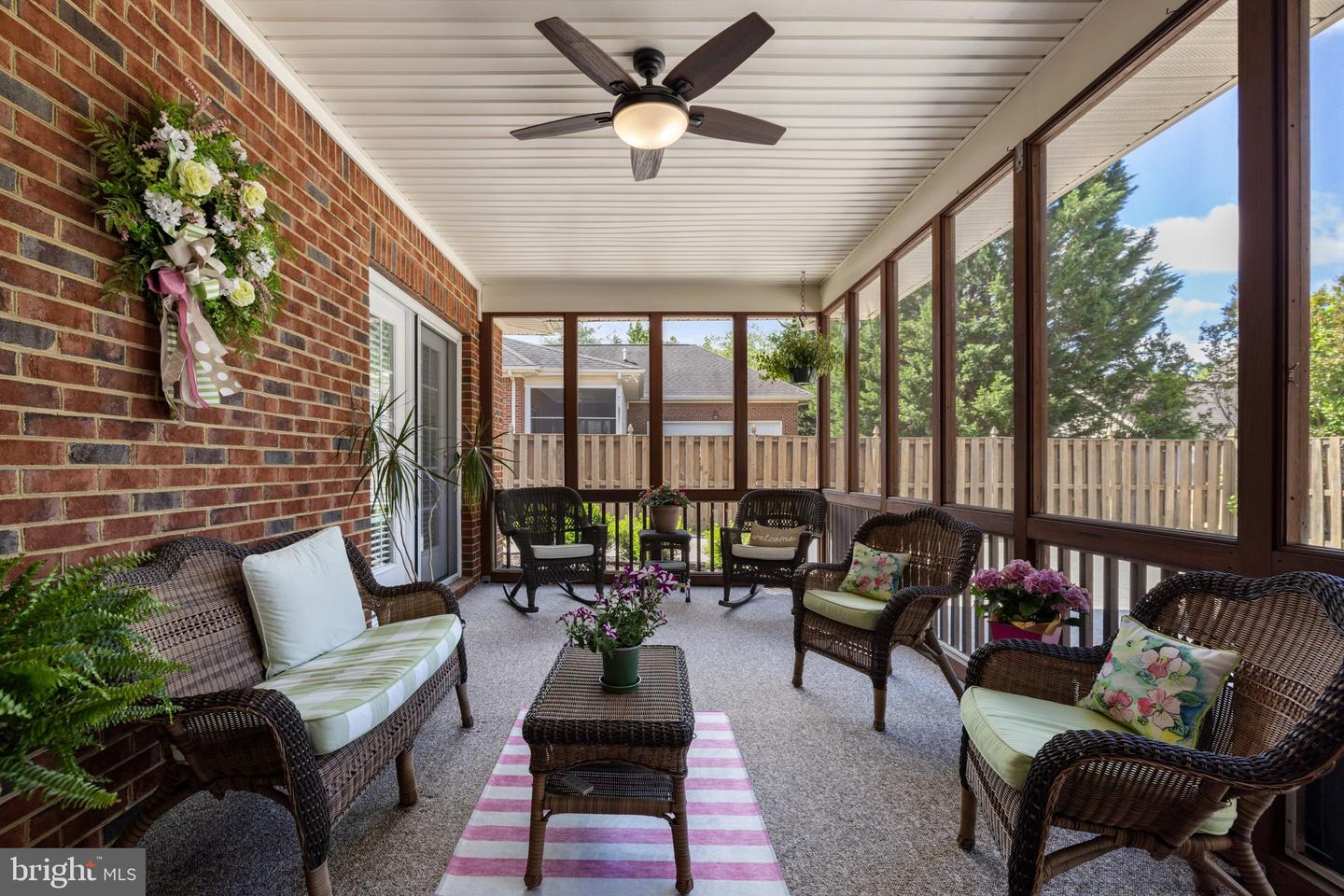 230 CARRIAGE CHASE CIR, WARRENTON, Virginia 20186, 4 Bedrooms Bedrooms, ,3 BathroomsBathrooms,Residential,For sale,230 CARRIAGE CHASE CIR,VAFQ2016550 MLS # VAFQ2016550
