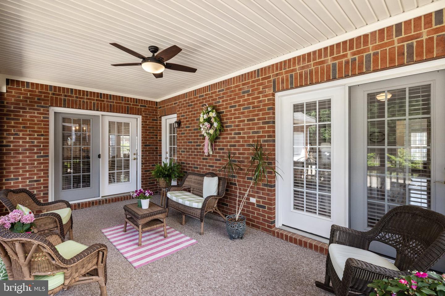 230 CARRIAGE CHASE CIR, WARRENTON, Virginia 20186, 4 Bedrooms Bedrooms, ,3 BathroomsBathrooms,Residential,For sale,230 CARRIAGE CHASE CIR,VAFQ2016550 MLS # VAFQ2016550