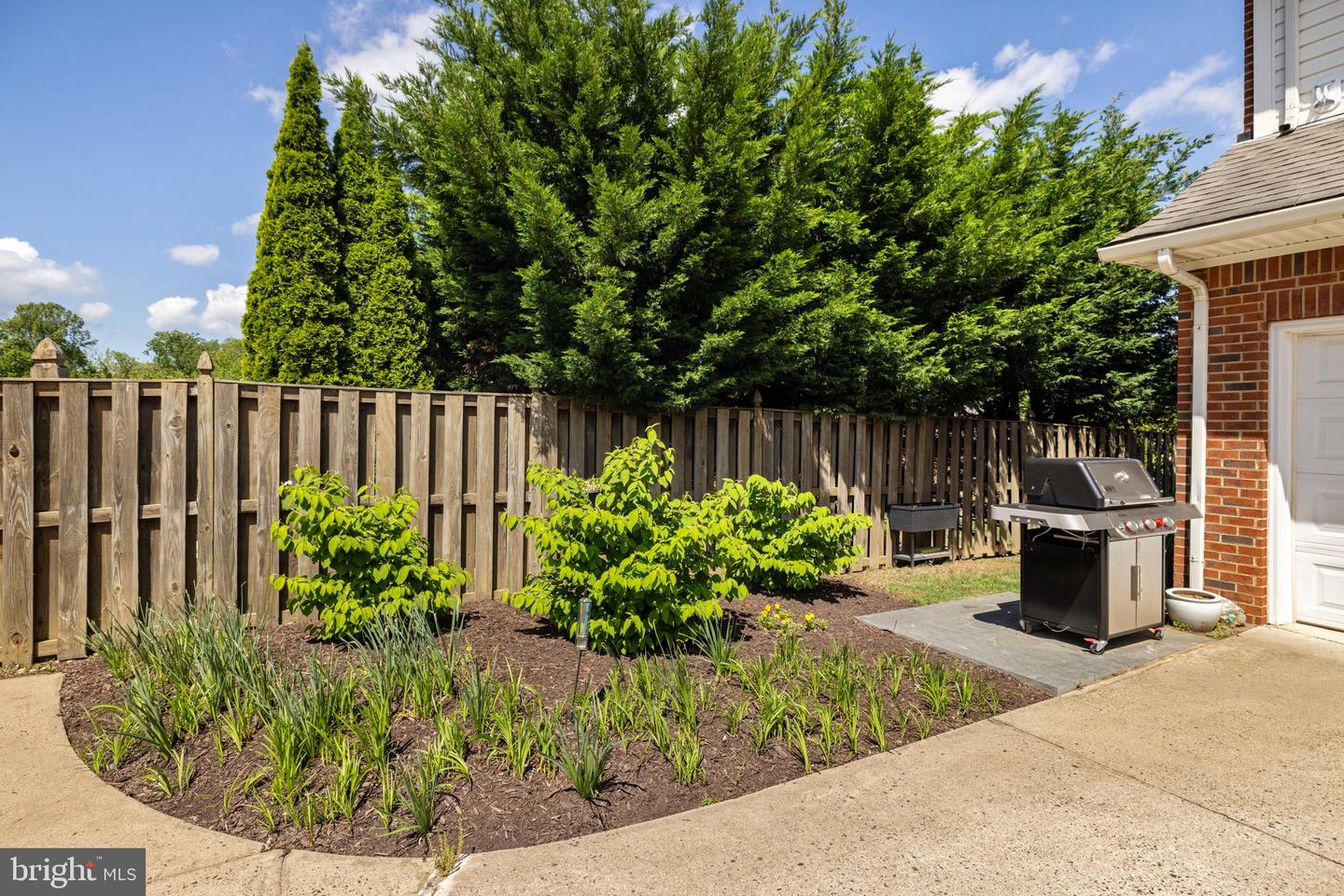 230 CARRIAGE CHASE CIR, WARRENTON, Virginia 20186, 4 Bedrooms Bedrooms, ,3 BathroomsBathrooms,Residential,For sale,230 CARRIAGE CHASE CIR,VAFQ2016550 MLS # VAFQ2016550